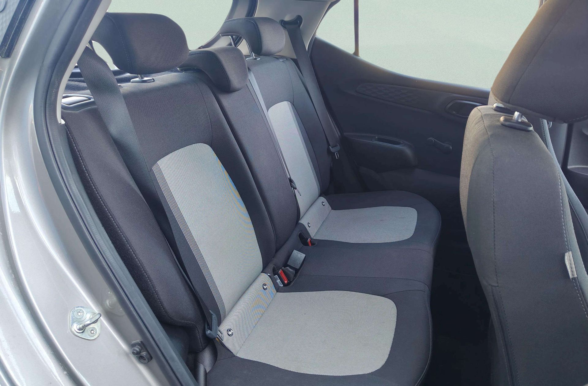 Hyundai i10 1.0 Essence - foto 10
