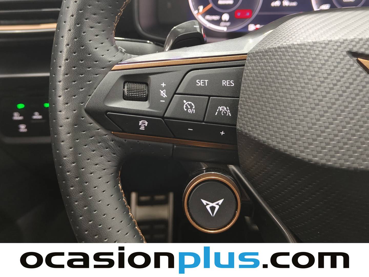 Foto Cupra Formentor CUPRA Formentor 2.0 TSI VZ 4Drive DSG (310 CV) 4x4