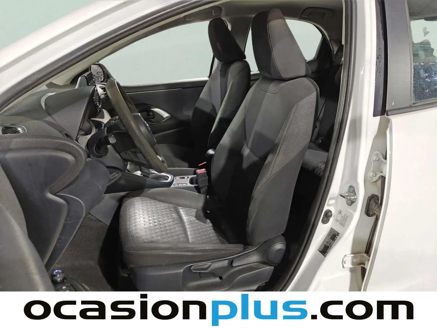 Foto Toyota Yaris Toyota Yaris 120H Business Plus (116 CV)