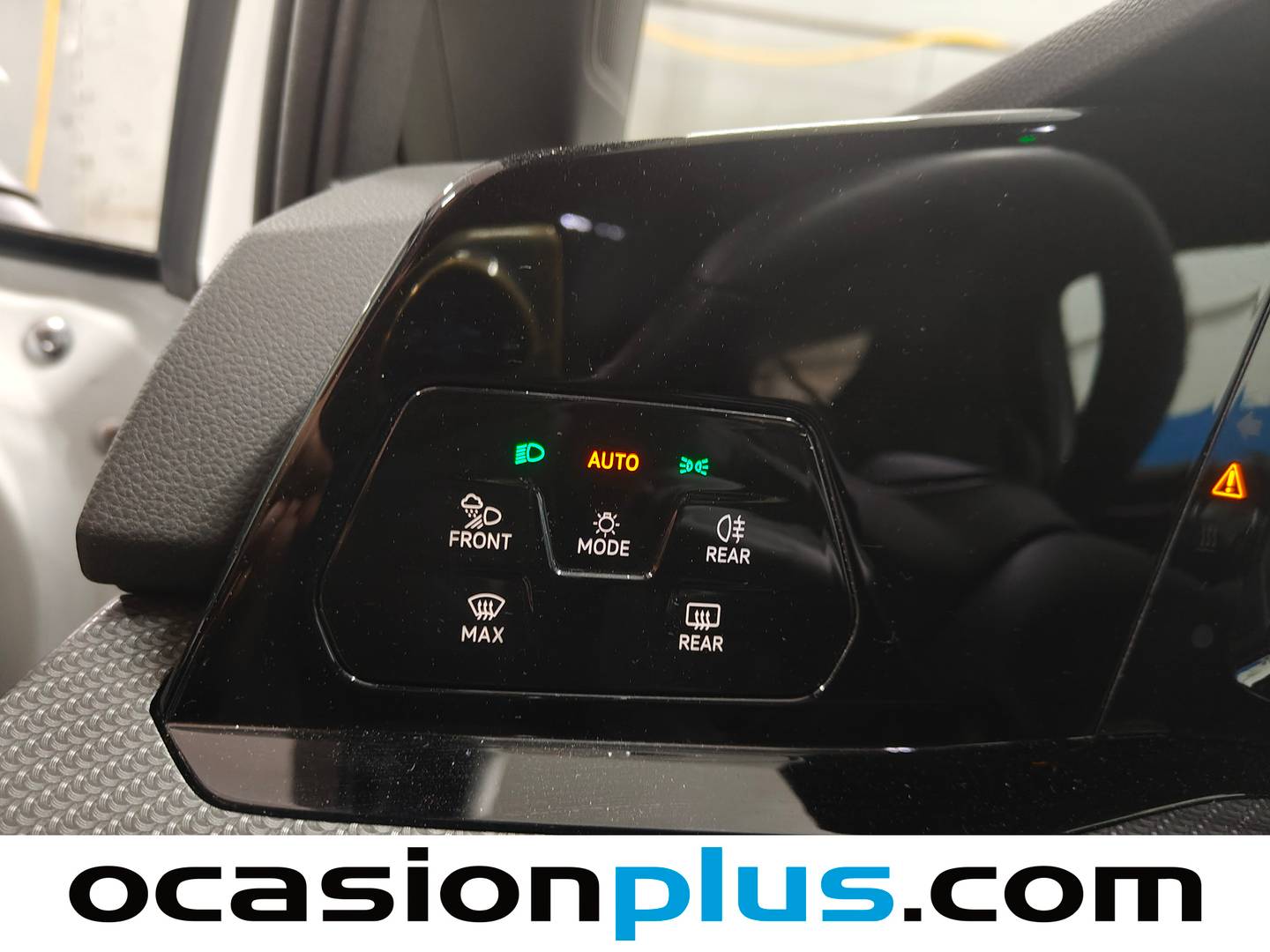 Volkswagen Golf Volkswagen Golf R-Line 1.5 eTSI (150 CV) DSG seminuevo