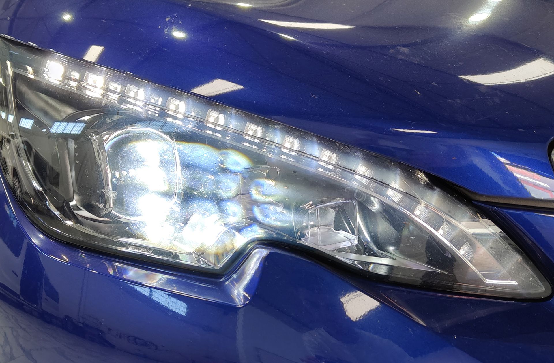 Peugeot 308 BlueHDi 120 Allure EAT6 - foto 17