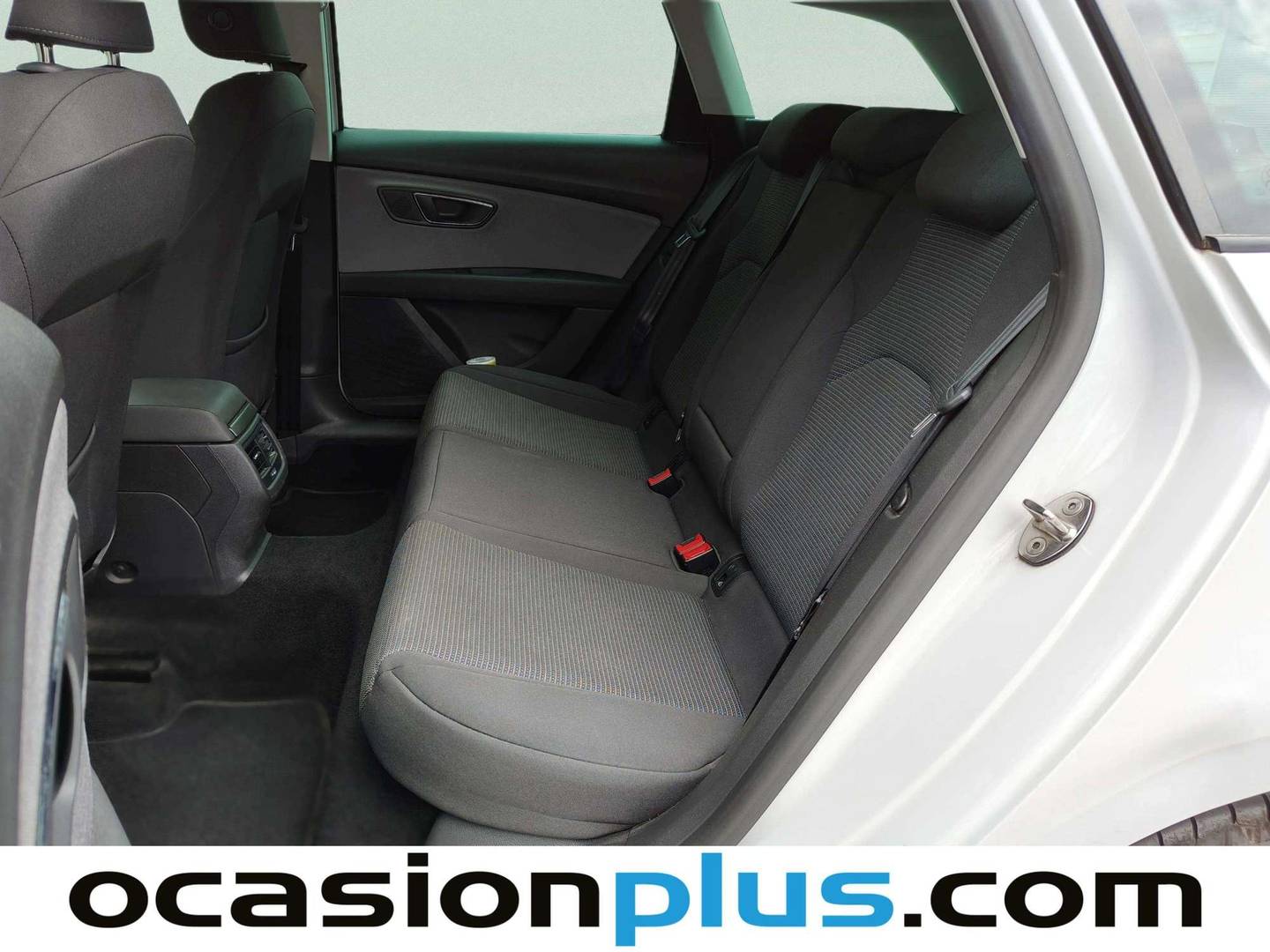 Foto asientos traseros Seat León Seat León ST 1.6 TDI S&S Style Advanced (115 CV)