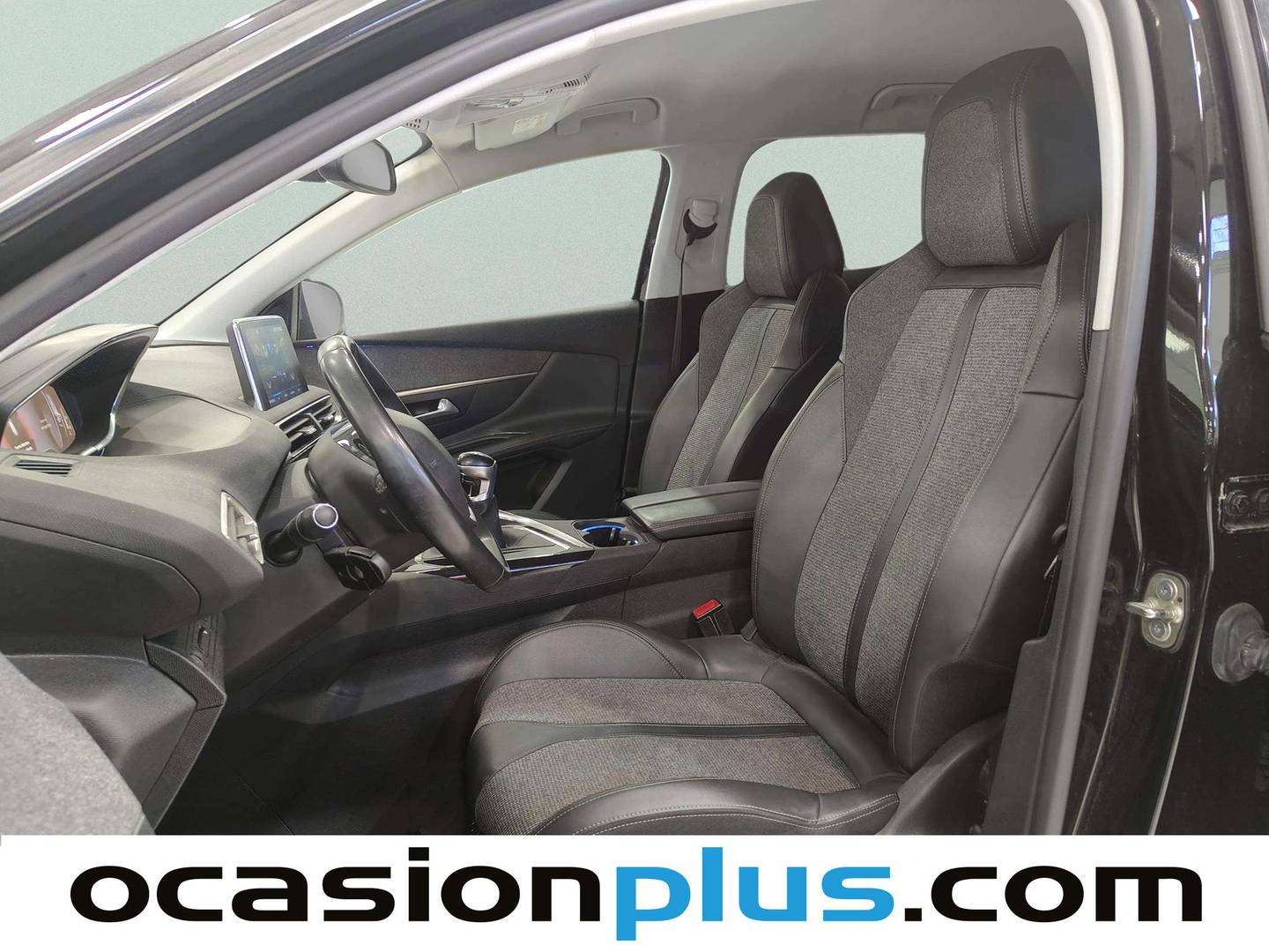 Foto asientos delanteros Peugeot 3008 Peugeot 3008 PureTech 130 S&S Allure (130 CV)