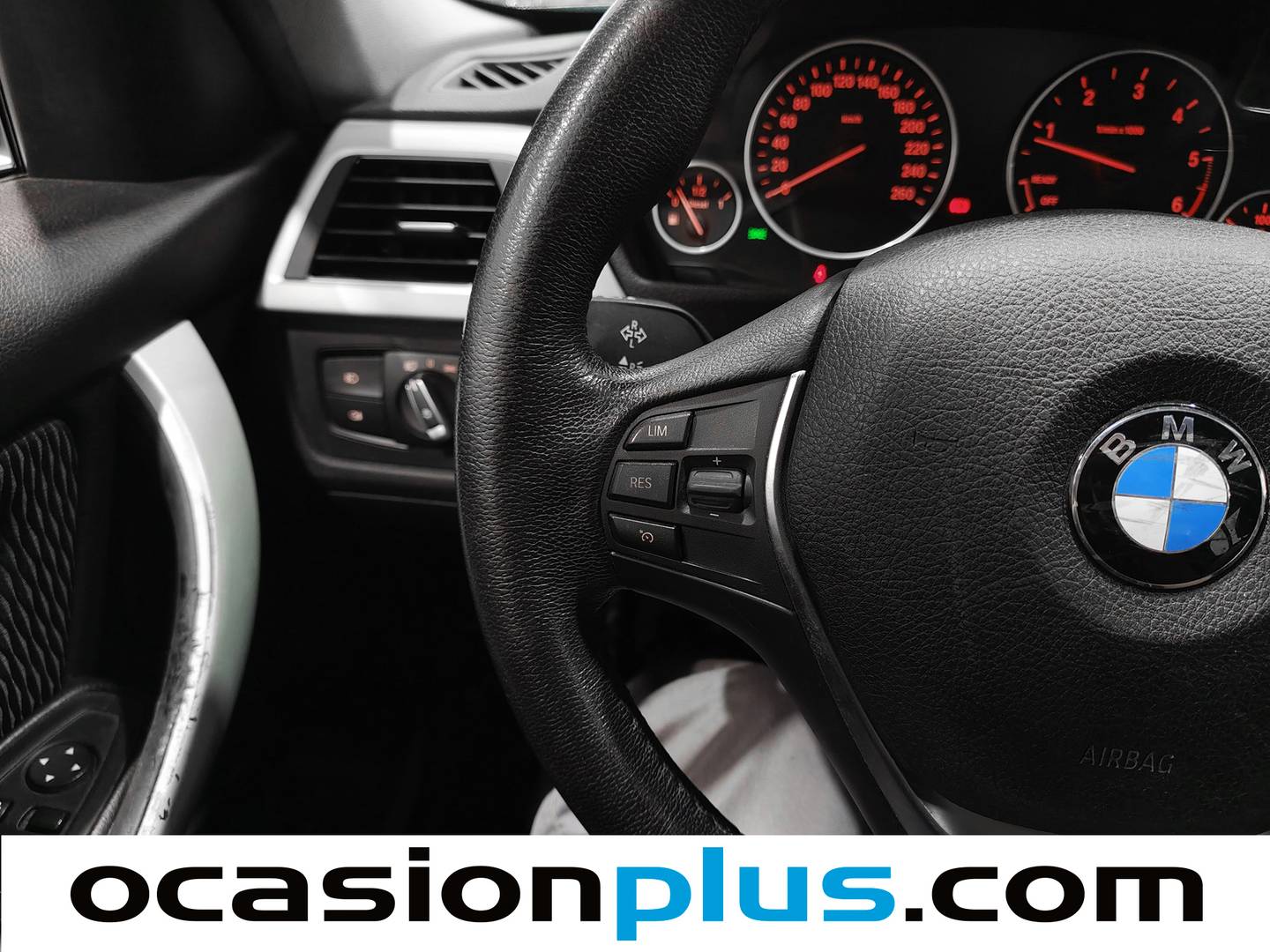 Accesorios del BMW Serie 3 BMW Serie 3 318d Business (150 CV)