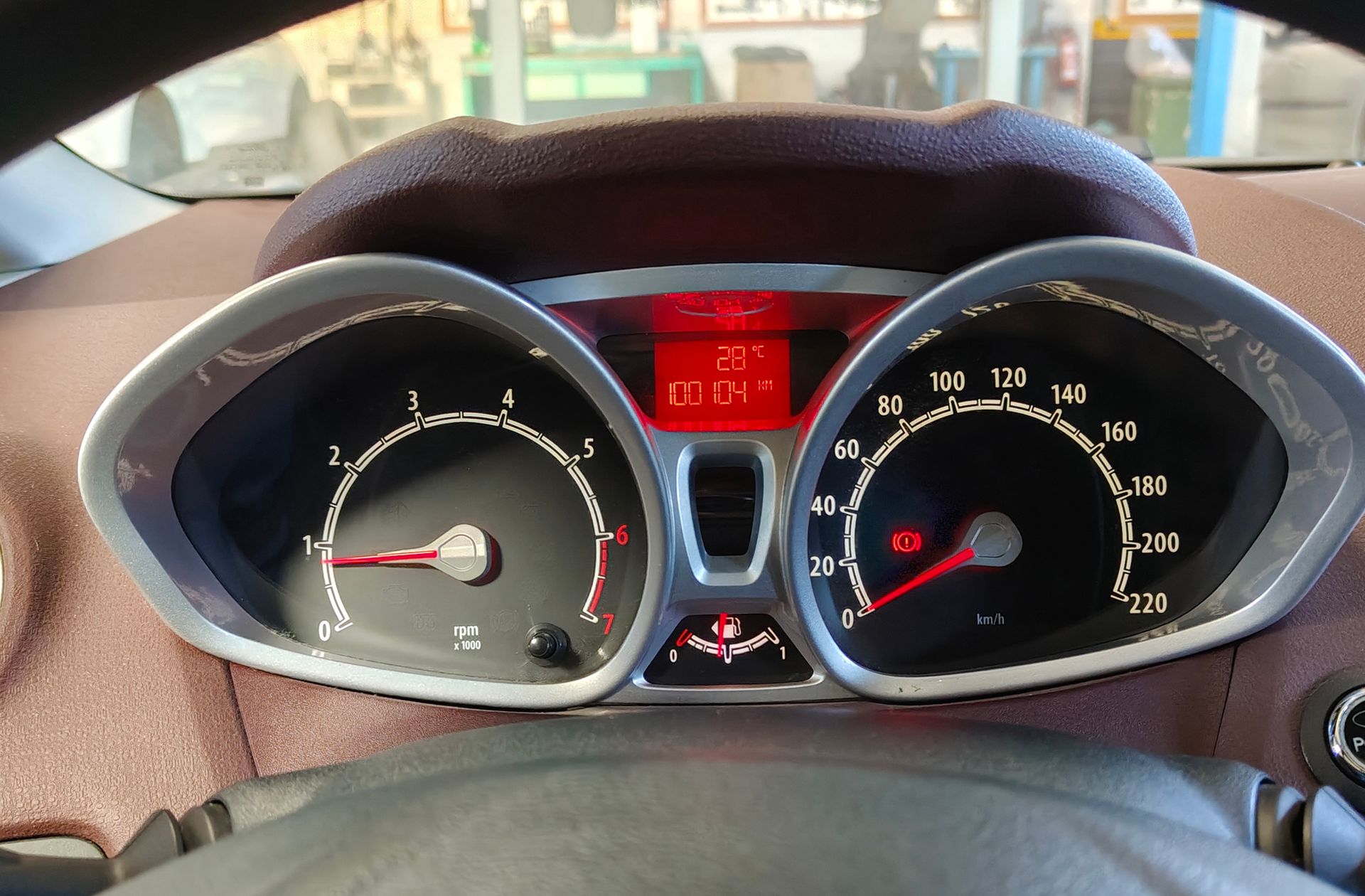 Ford Fiesta 1.4 Titanium - foto 18
