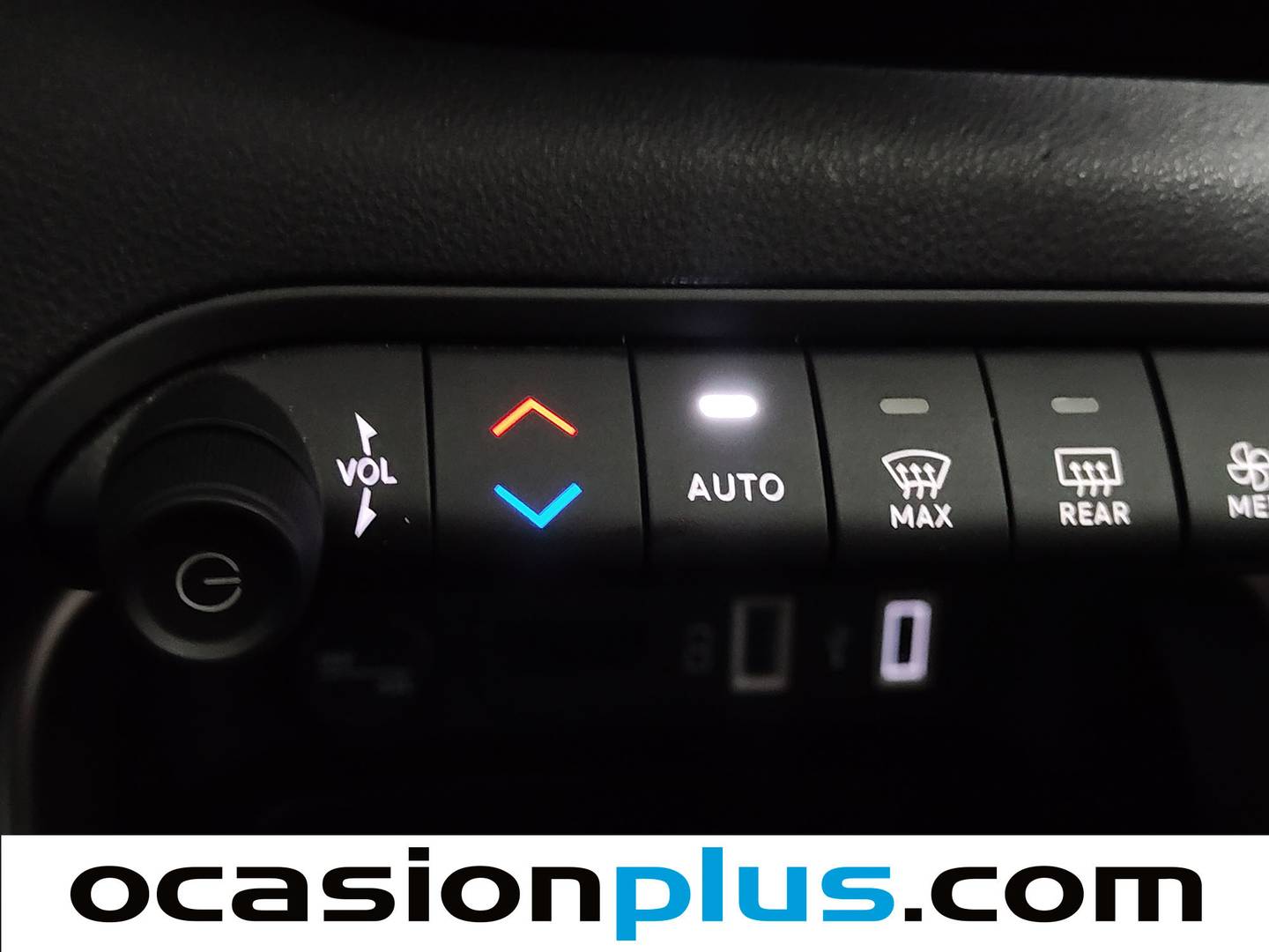 Foto Jeep Avenger Jeep Avenger 1.2 G Summit 74 kW (100 CV)