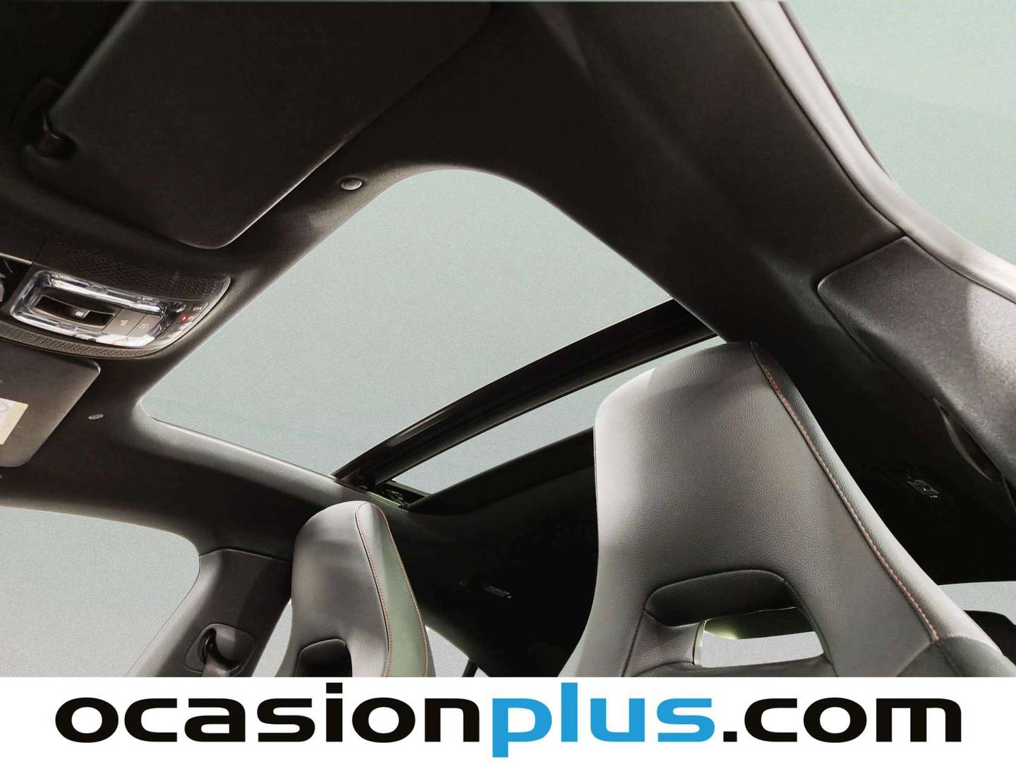 Equipamiento del Mercedes CLA Mercedes-Benz CLA CLA 250 e Pack AMG (218 CV)