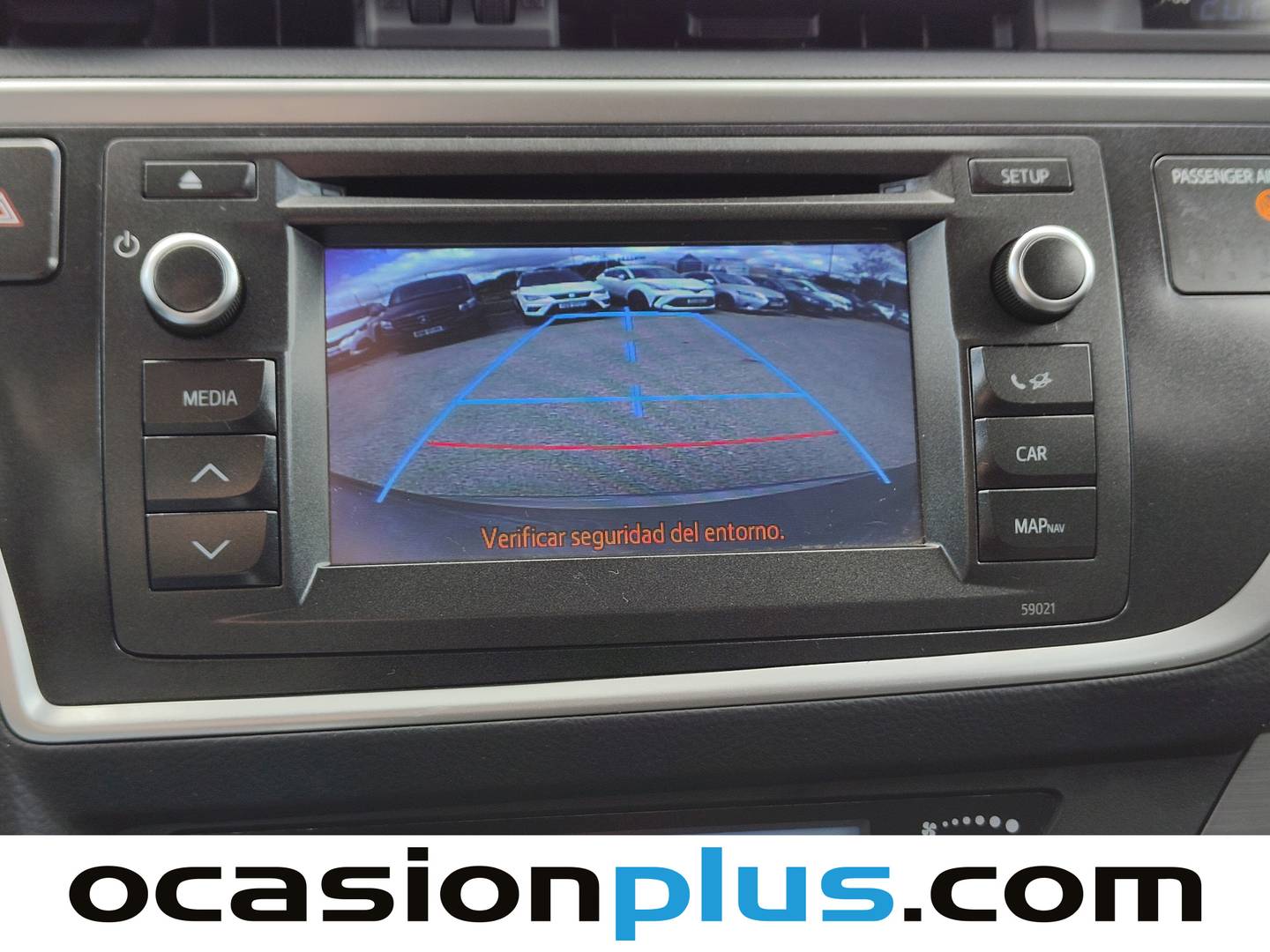 Equipamiento del Toyota Auris Toyota Auris 120D Active (124 CV)