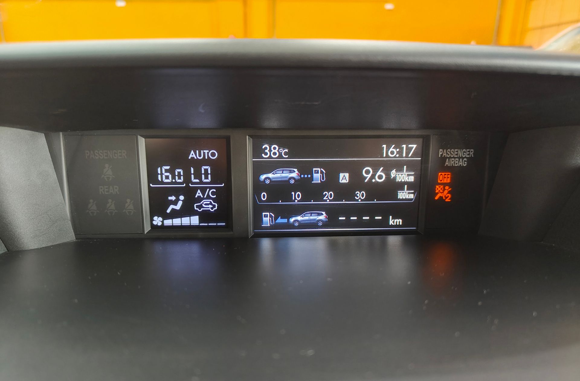Subaru Forester 2.0 Executive Lineartronic - foto 21