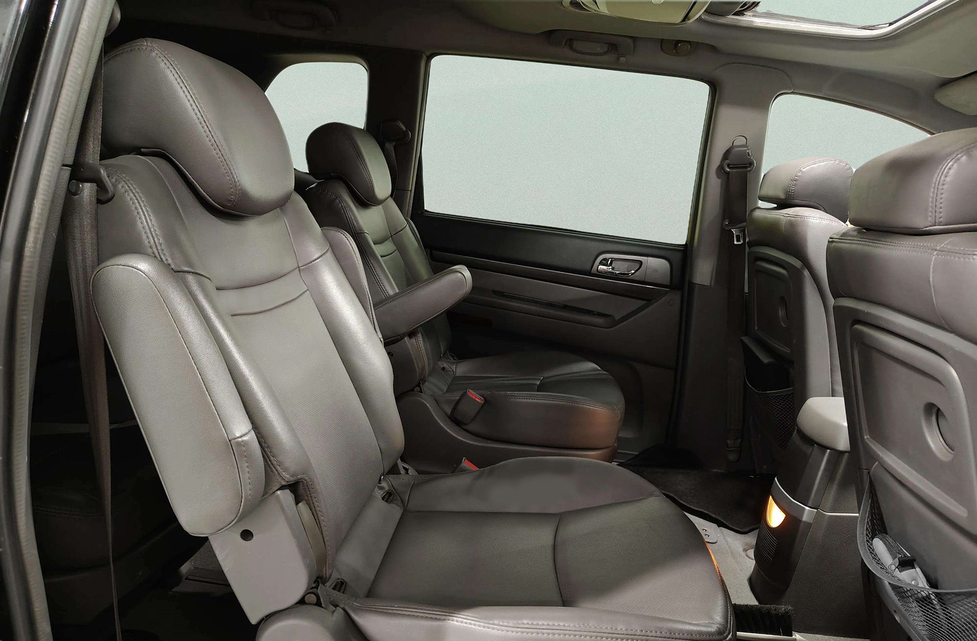 SsangYong Rodius 2.0 e-Xdi Limited 7 plazas - foto 16