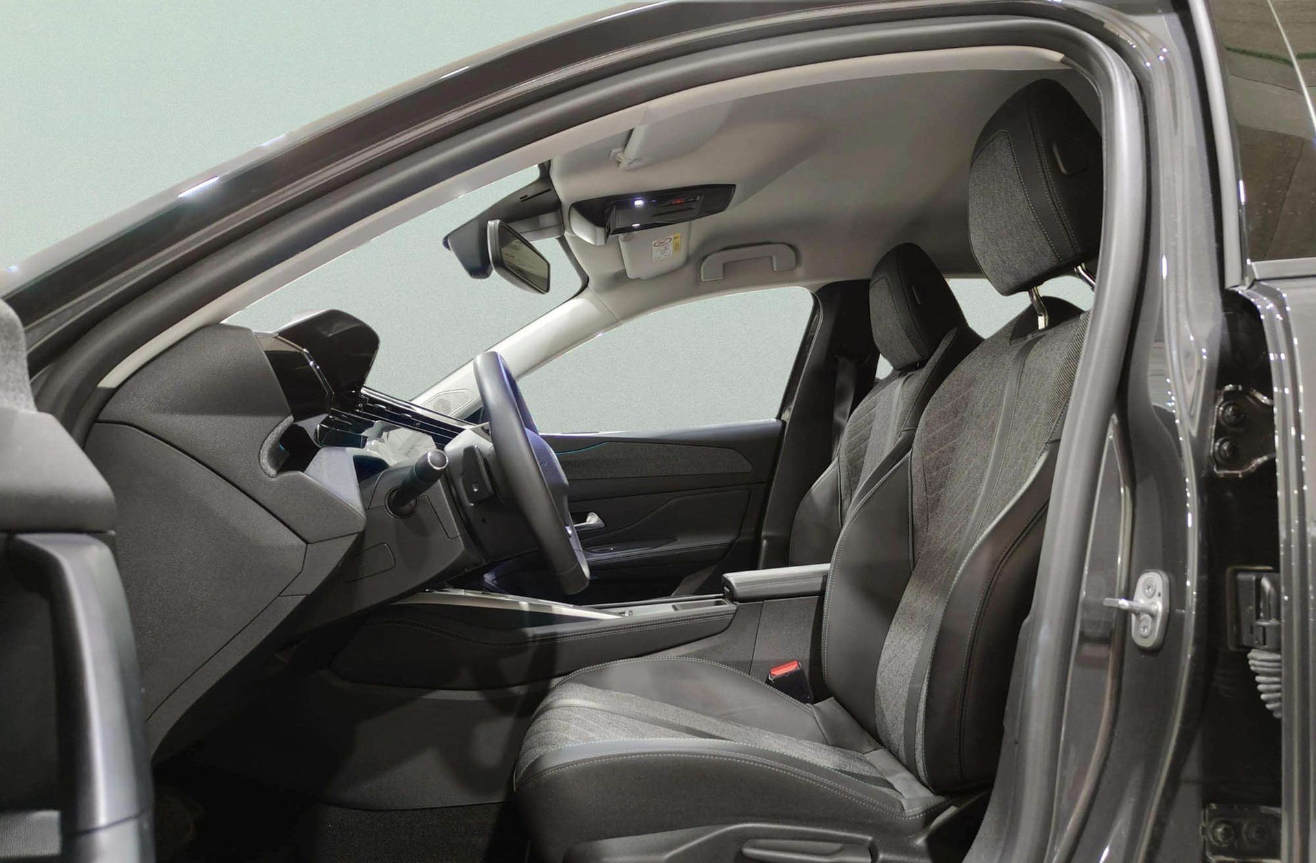 Peugeot 408 PureTech 130 Allure EAT8 - foto 13