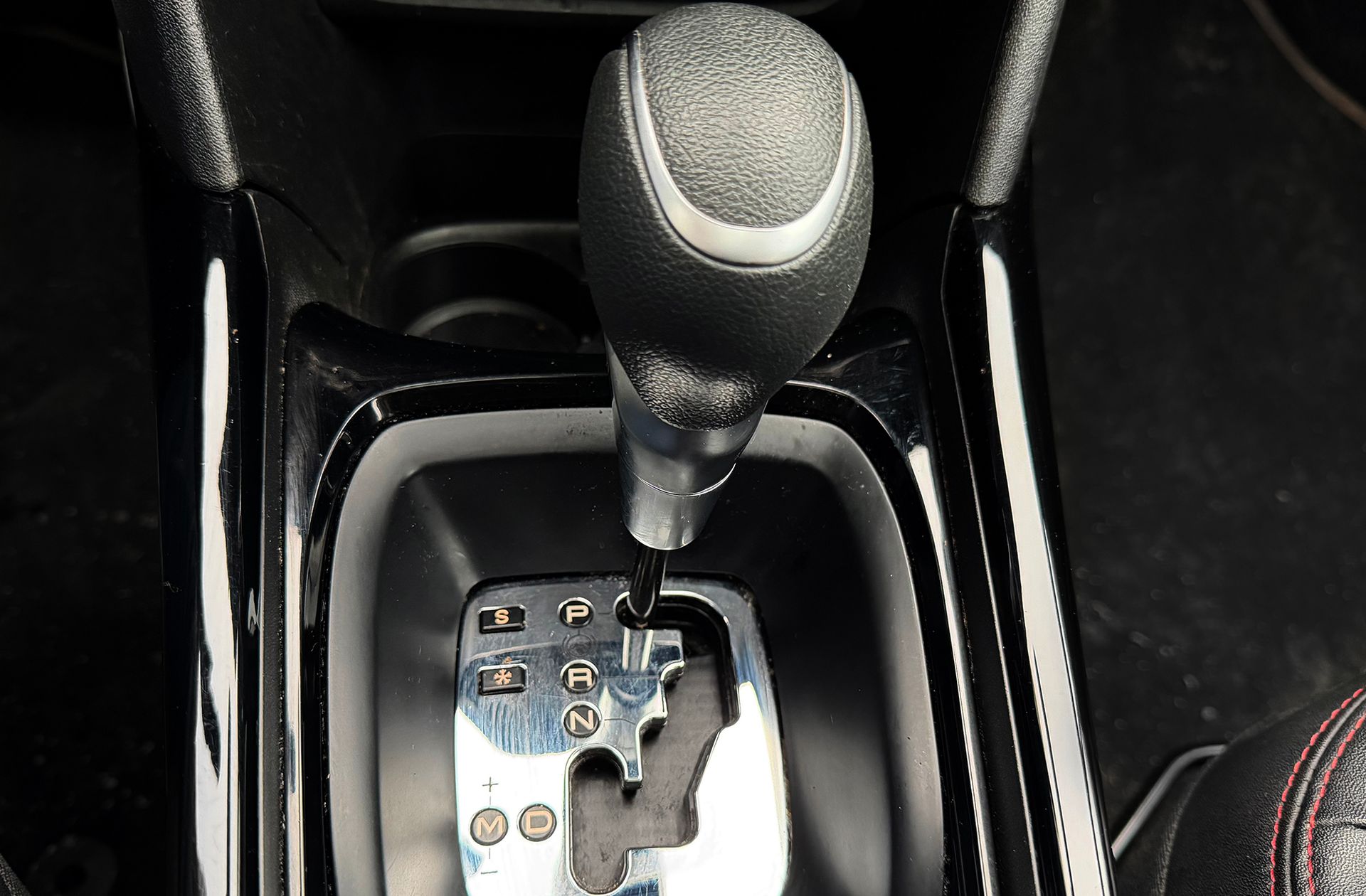 Peugeot 2008 PureTech 110 GT Line EAT6 - foto 5