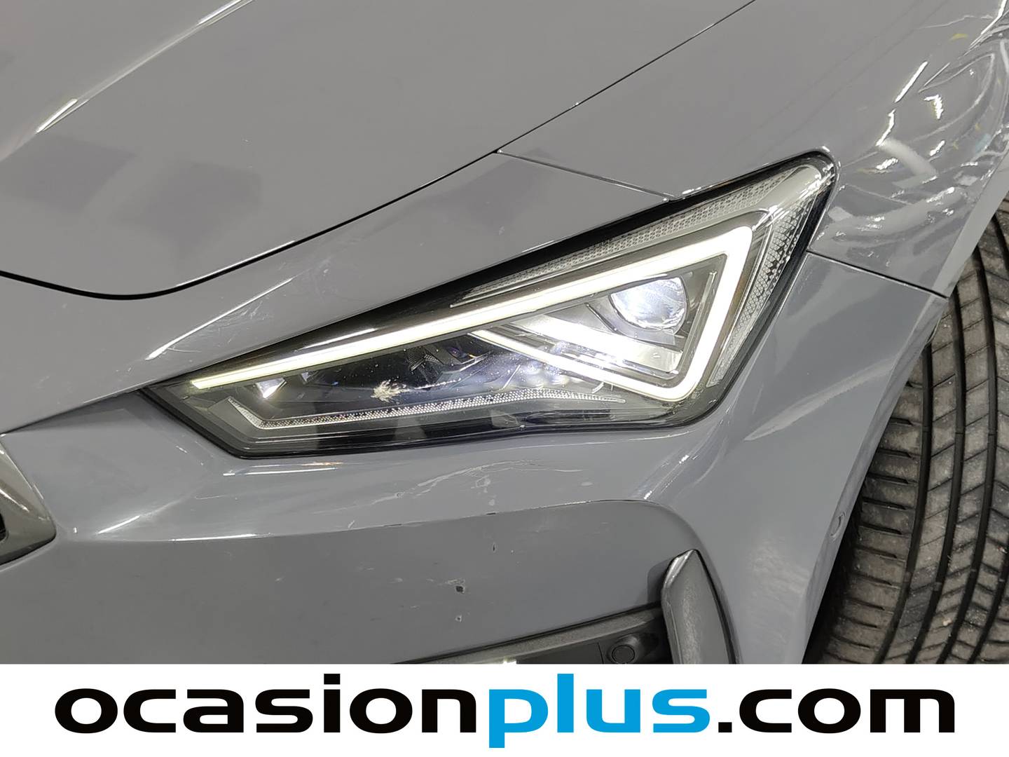 Foto Cupra León CUPRA Leon Sportstourer 1.5 eTSI DSG (150 CV)