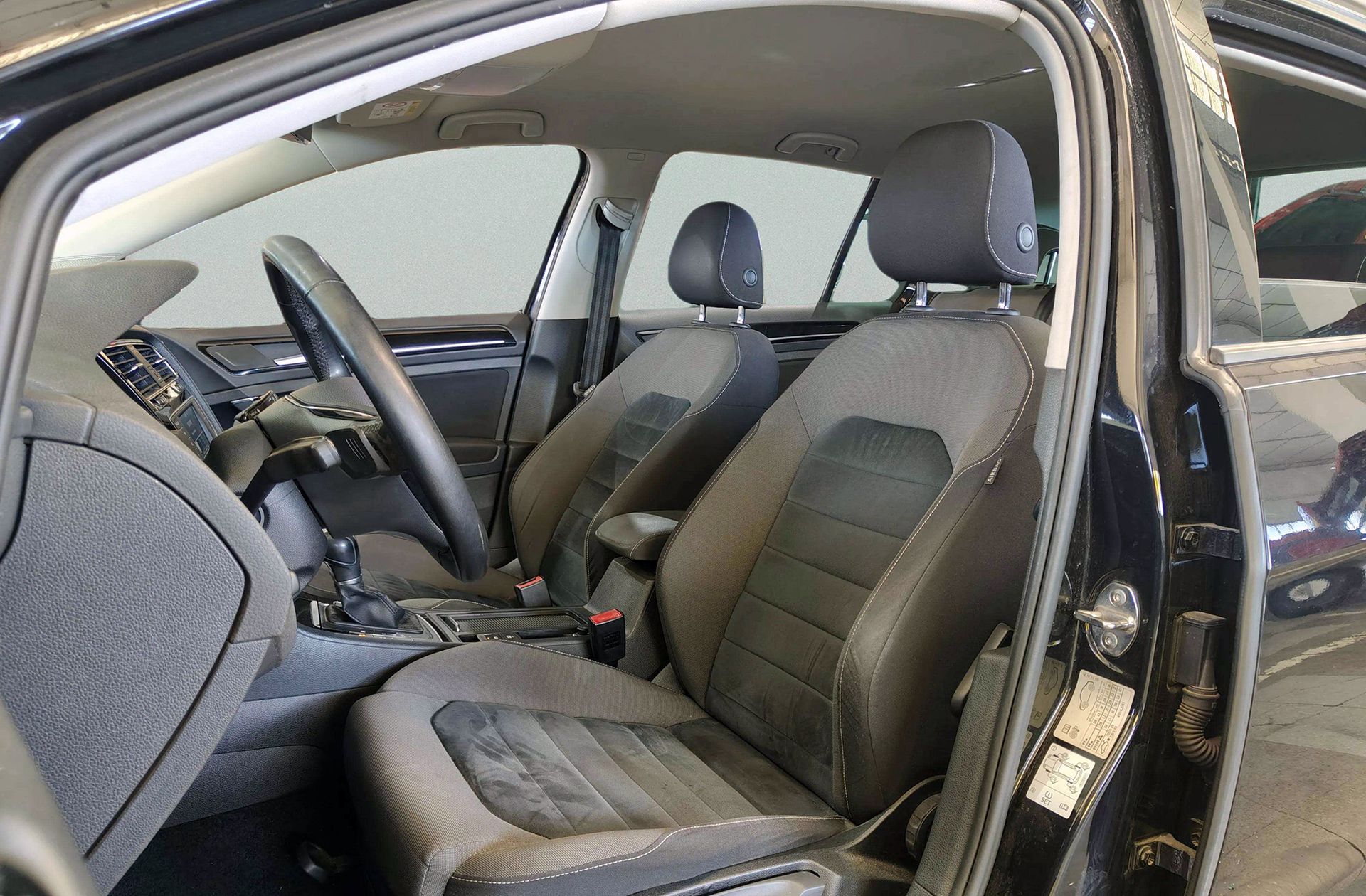 Volkswagen Golf Sport 1.4 TSI ACT Tech BMT DSG Pack R-Line - foto 9