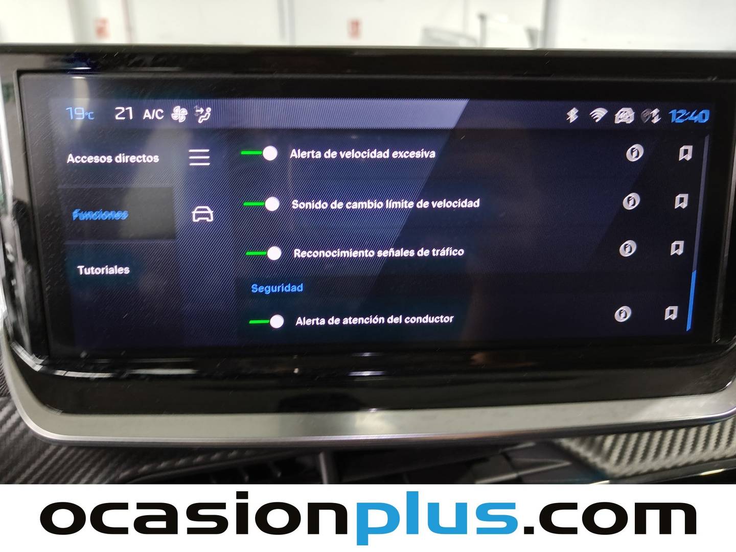 Foto Peugeot 2008 Peugeot 2008 PureTech 100 S&S Allure (100 CV)