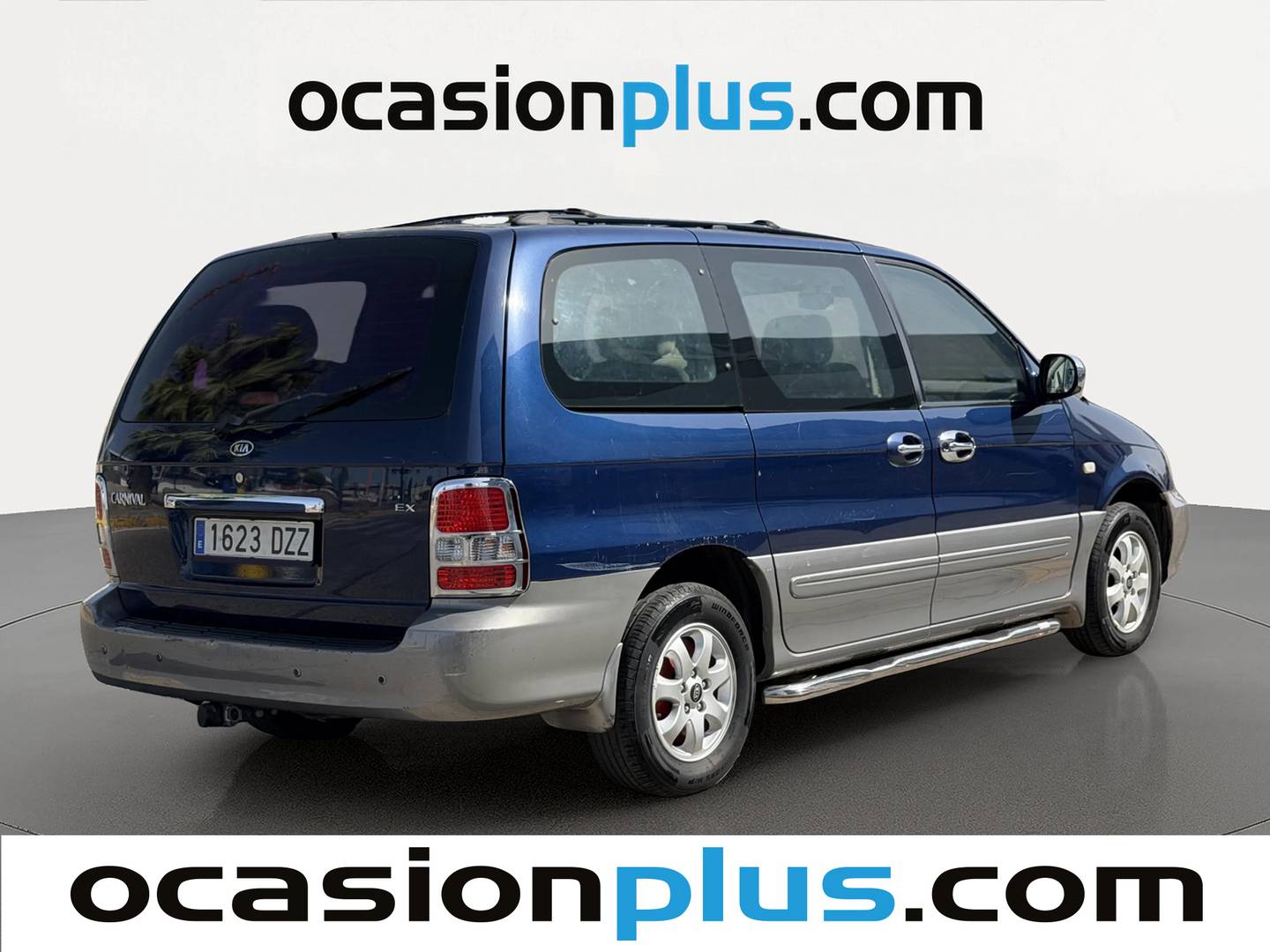 Foto trasera KIA Carnival KIA Carnival 2.9 CRDI EX (144 CV) derecha