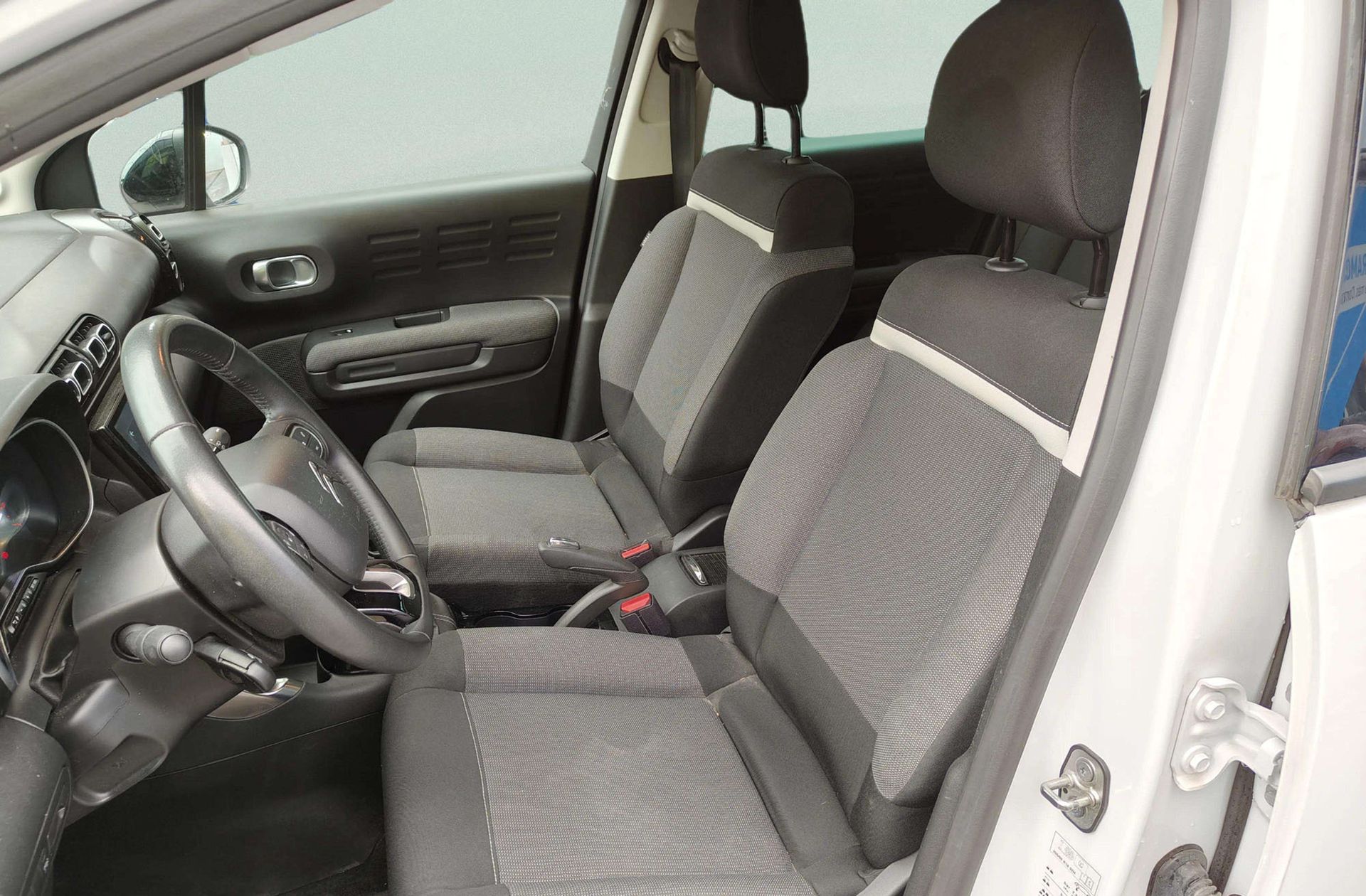 Citroën C3 Aircross BlueHDi 110 Shine - foto 10