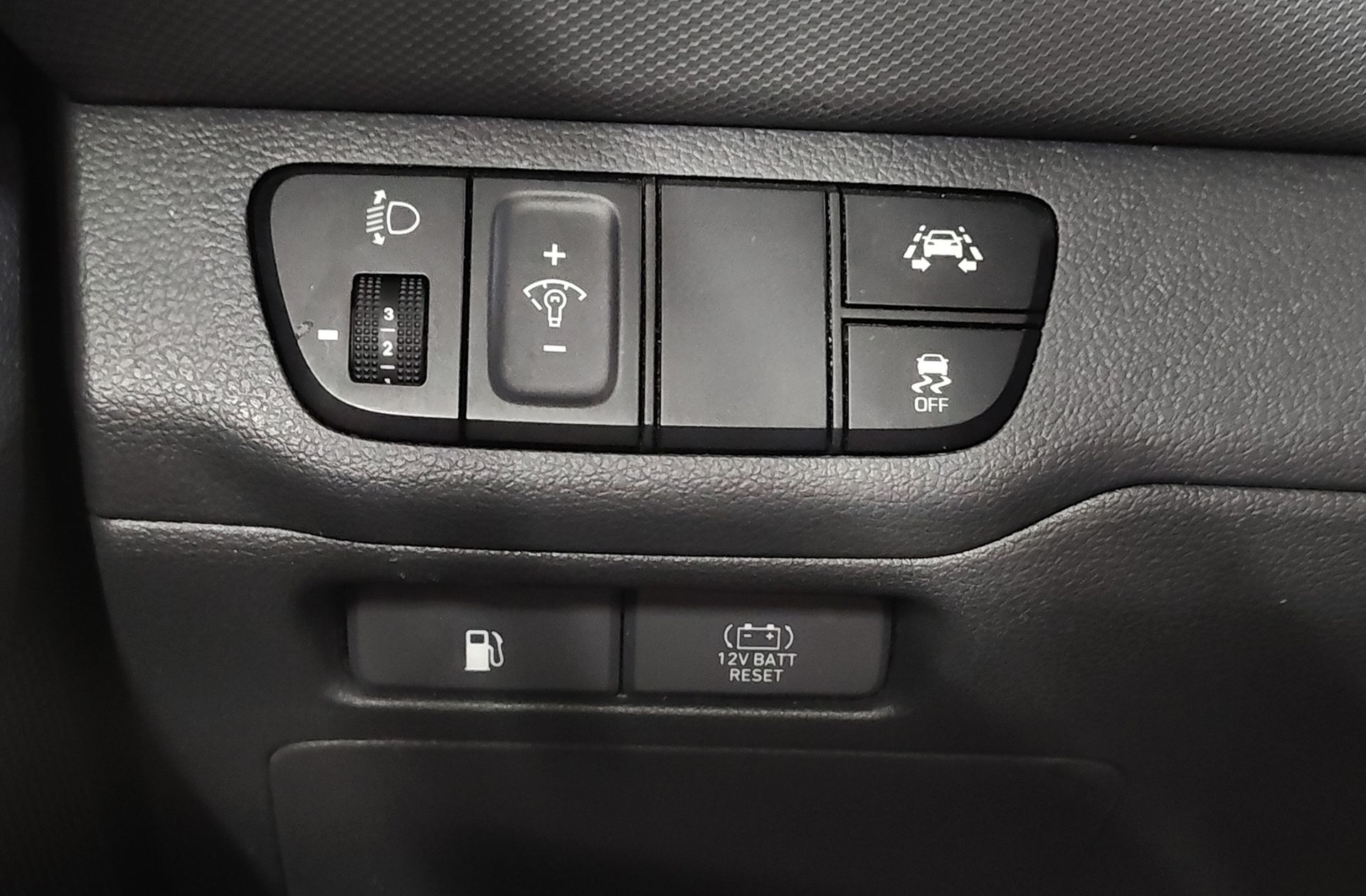 Hyundai Ioniq 1.6 GDI HEV Klass DT - foto 11
