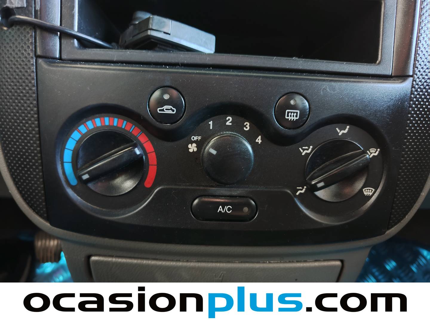 Acabados Daewoo Kalos Daewoo Kalos 1.2 SE (72 CV)