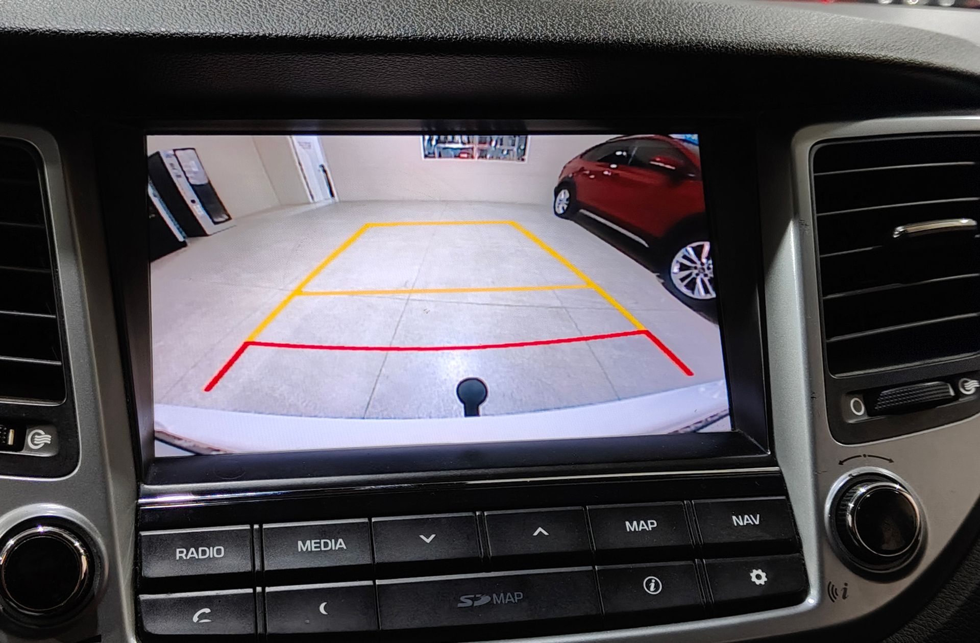 Hyundai Tucson 1.6 GDI BlueDrive Tecno 4x2 - foto 8