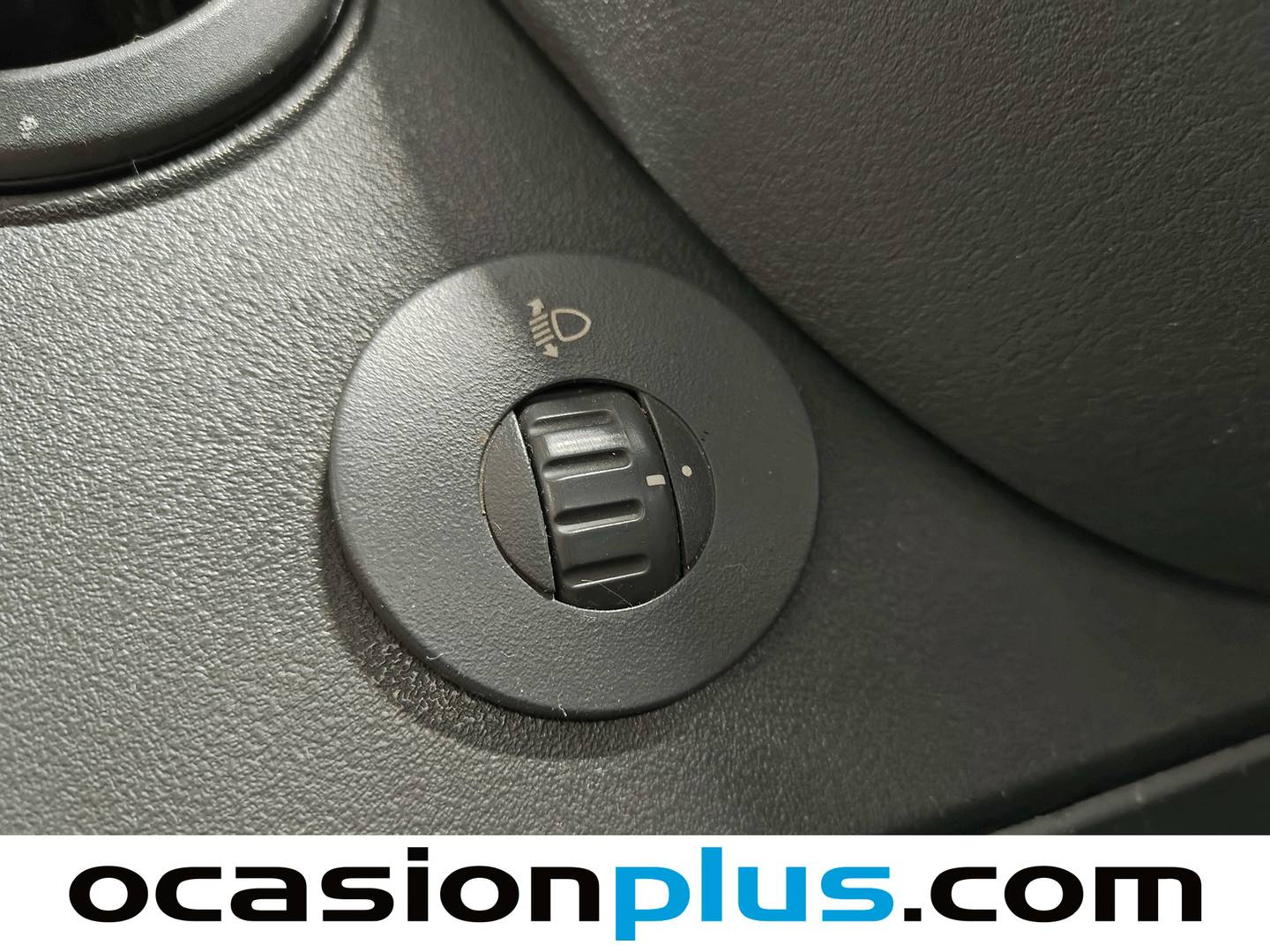 Foto Iveco Daily Iveco Daily Furgon 35 S 11 3300/2100 RS (105 CV)