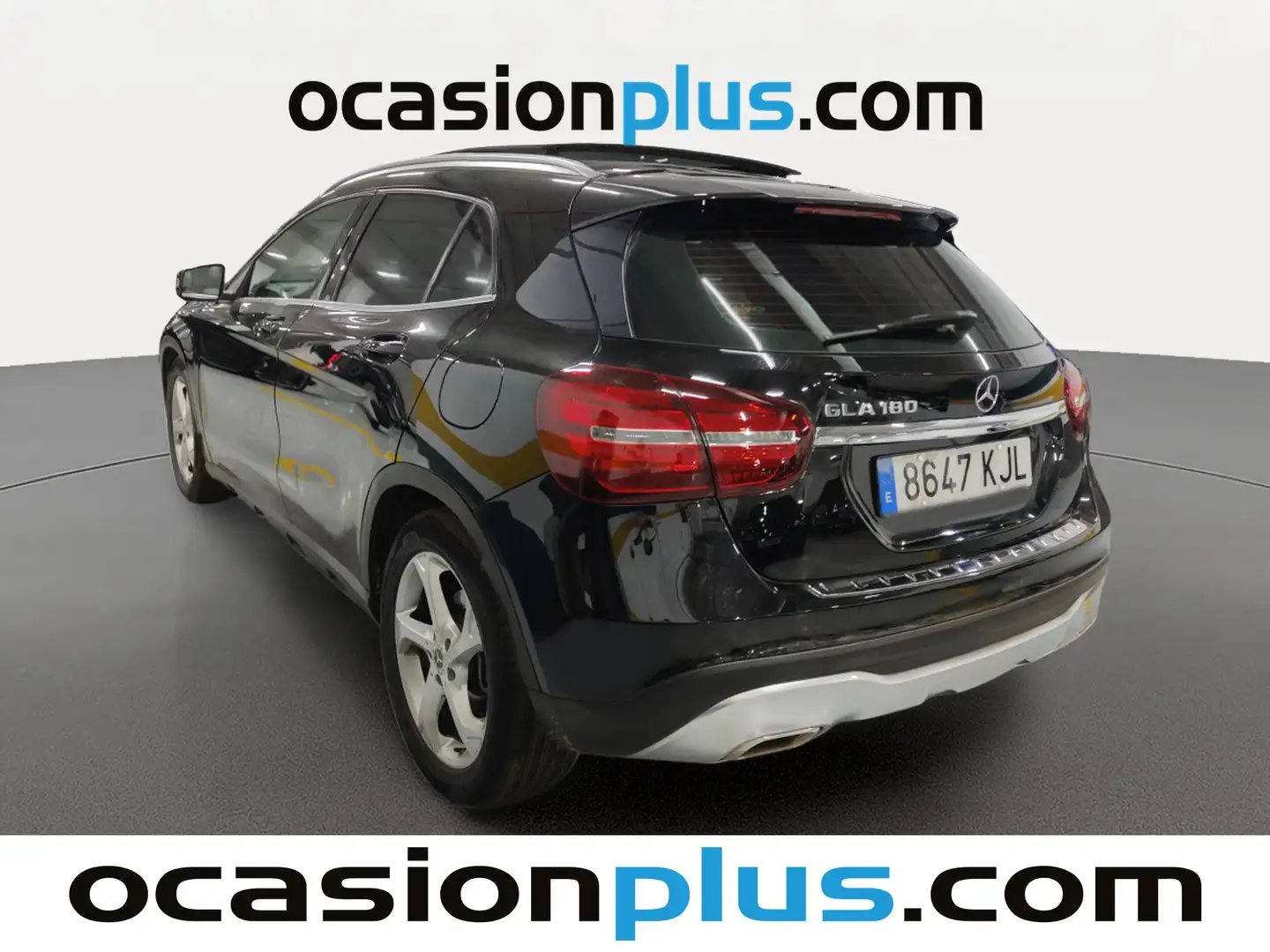 Foto Mercedes GLA Mercedes-Benz GLA 180  (122 CV)