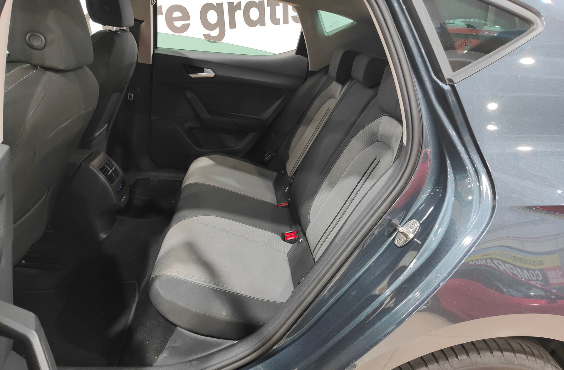 SEAT León 1.5 eTSI Style Special Edition DSG - foto 11