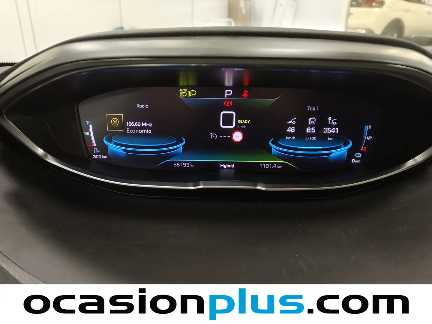 Foto Peugeot 3008 Hybrid Peugeot 3008 Hybrid 300 Allure Pack e-EAT8 (300 CV)