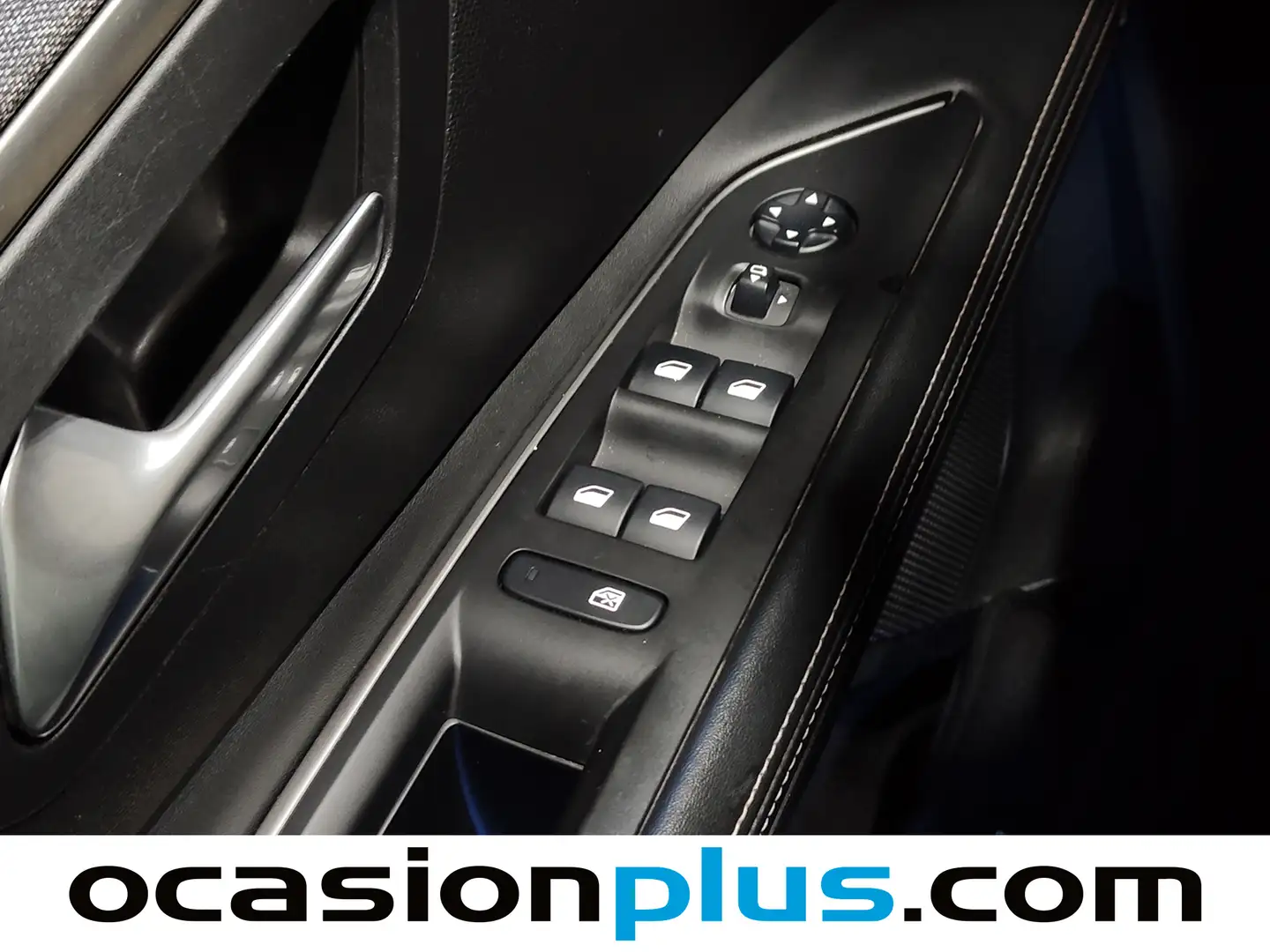 Foto Peugeot 3008 Peugeot 3008 BlueHDI 130 S&S GT Line  (130 CV)