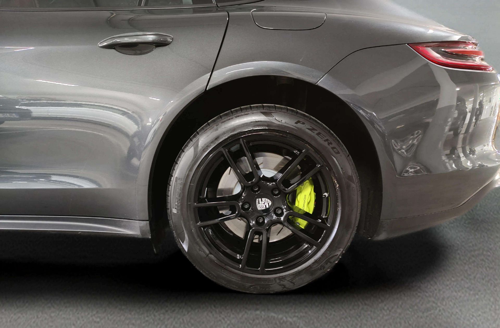 Porsche Panamera 4 E-Hybrid - foto 44