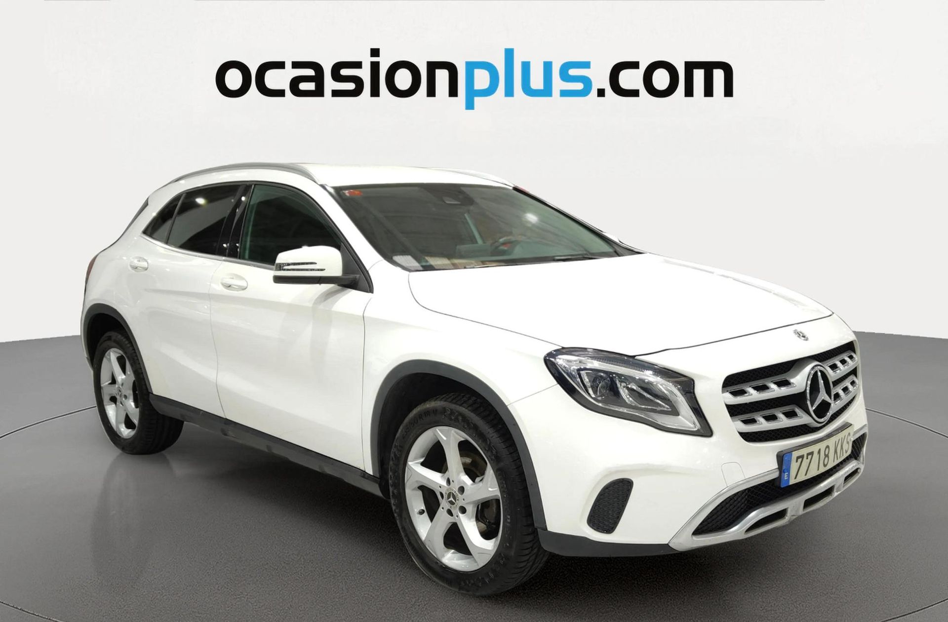 Mercedes-Benz GLA 220d 4Matic - foto 2