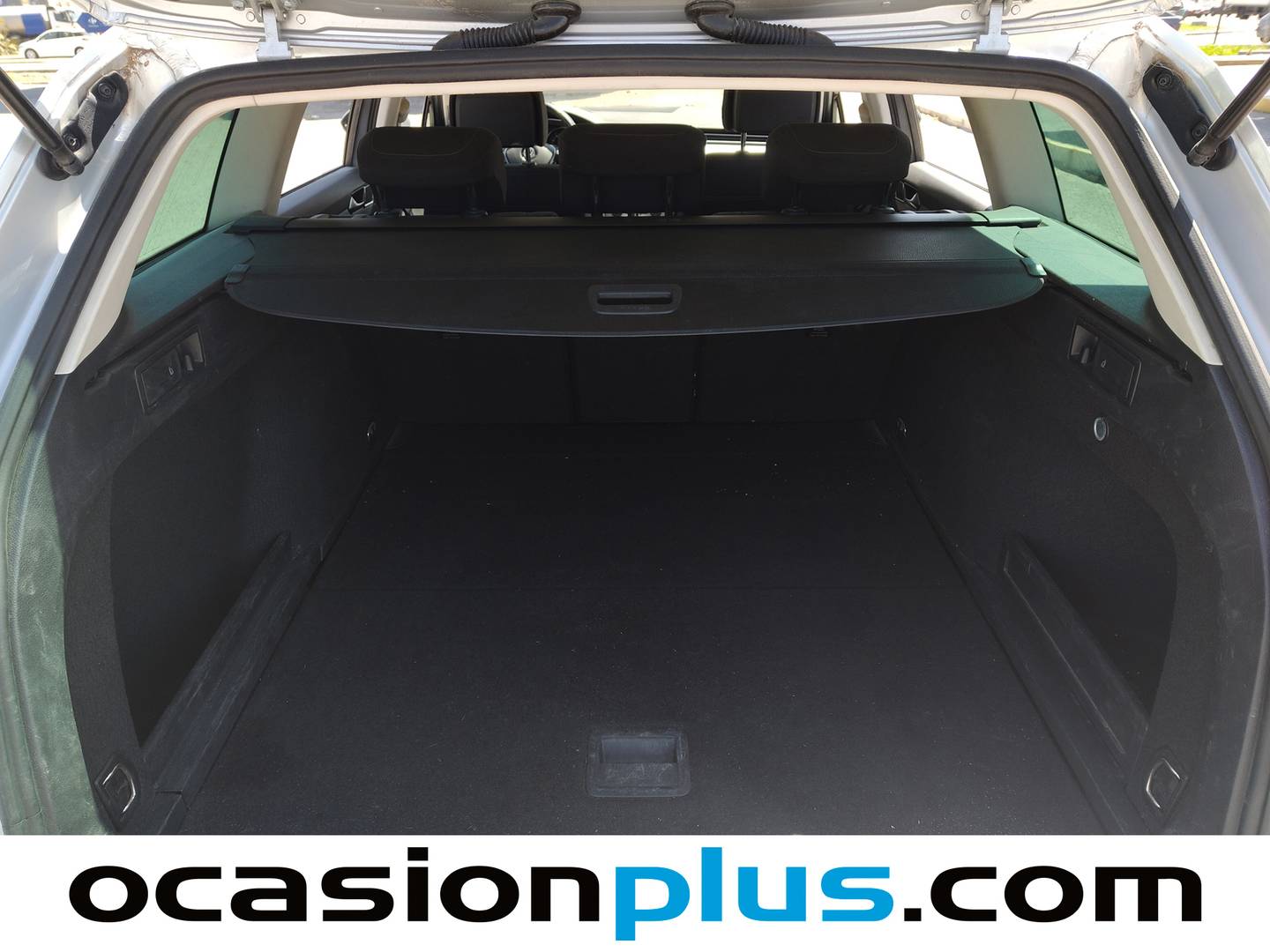 Fotos maletero Volkswagen Passat Volkswagen Passat Variant Advance 2.0 TDI (150 CV) DSG
