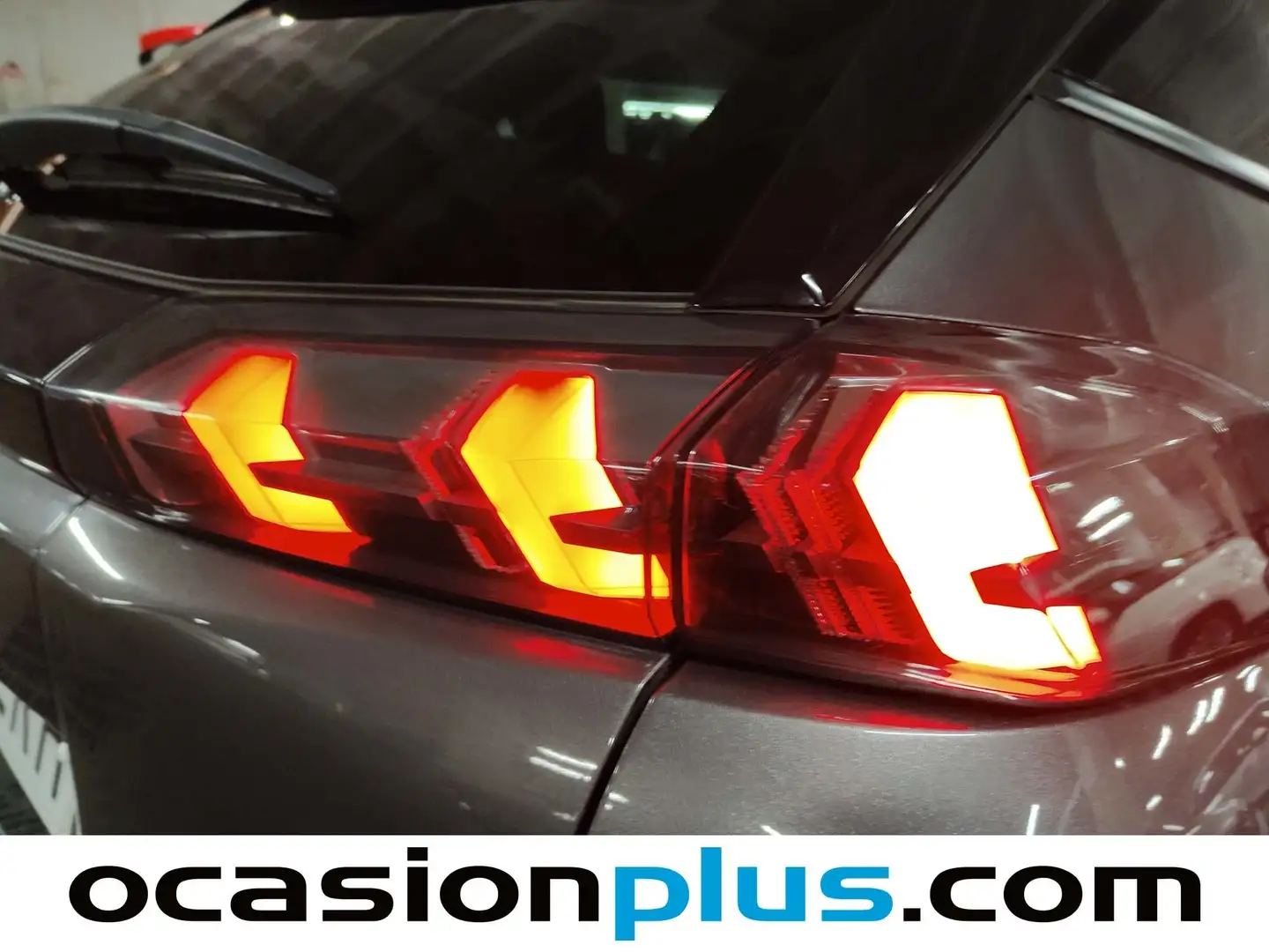 Foto Peugeot 2008 Peugeot 2008 PureTech 130 S&S Allure Pack (130 CV)