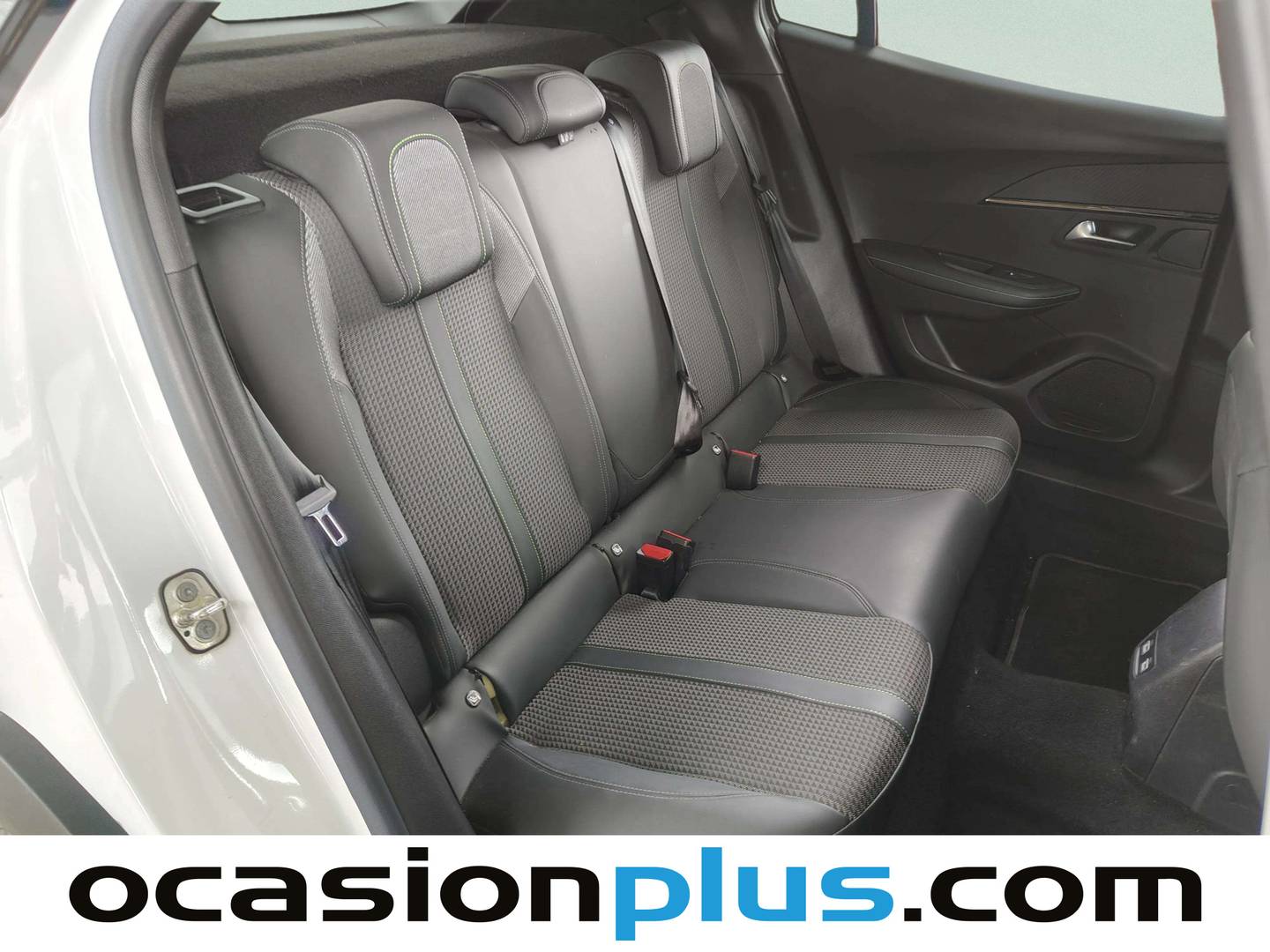 Peugeot 2008 Peugeot 2008 PureTech 130 S&S GT (130 CV) gasolina