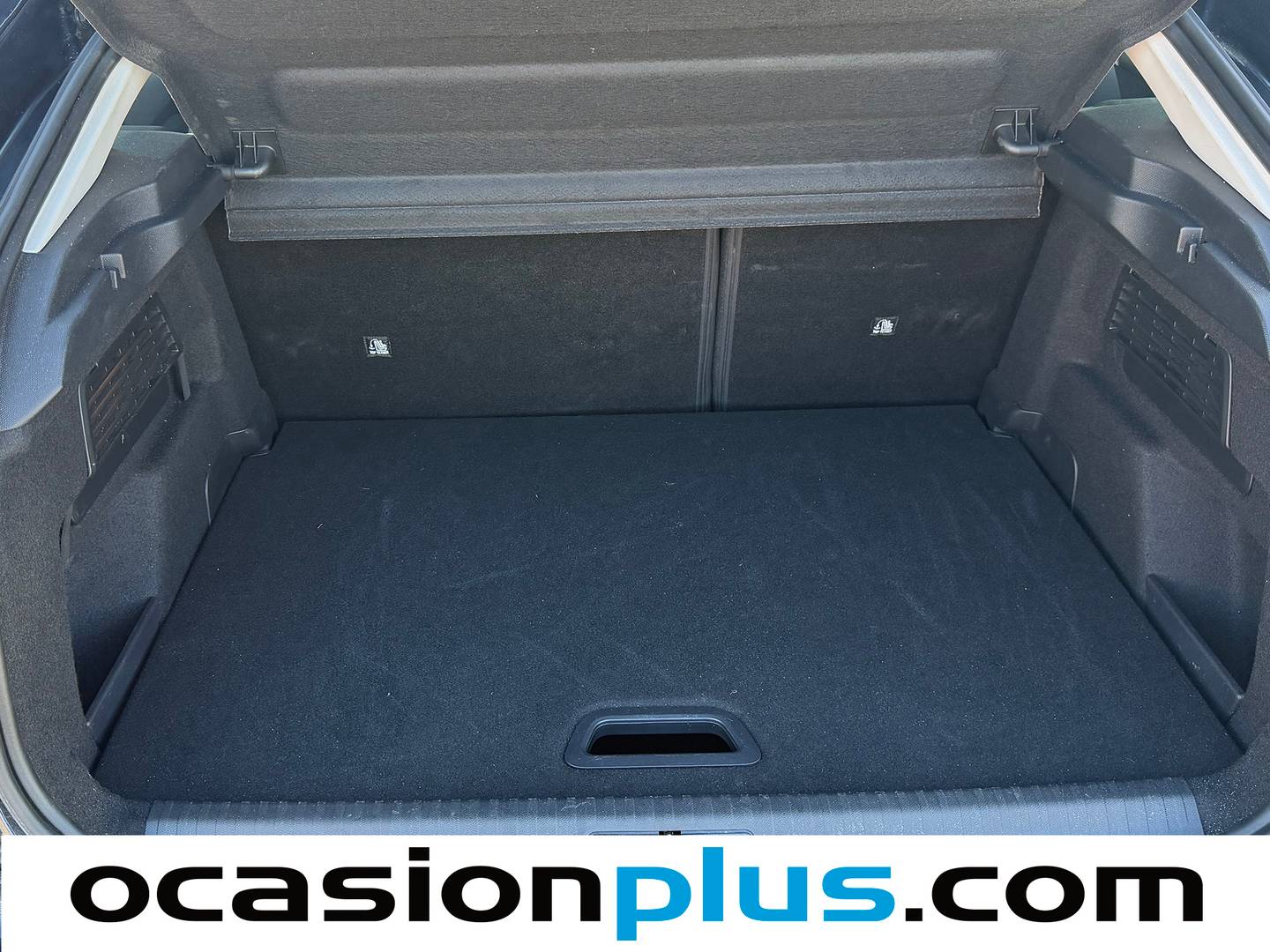 Foto Citroën C4 Citroen C4 PureTech 130 S&S 6v Plus (131 CV)