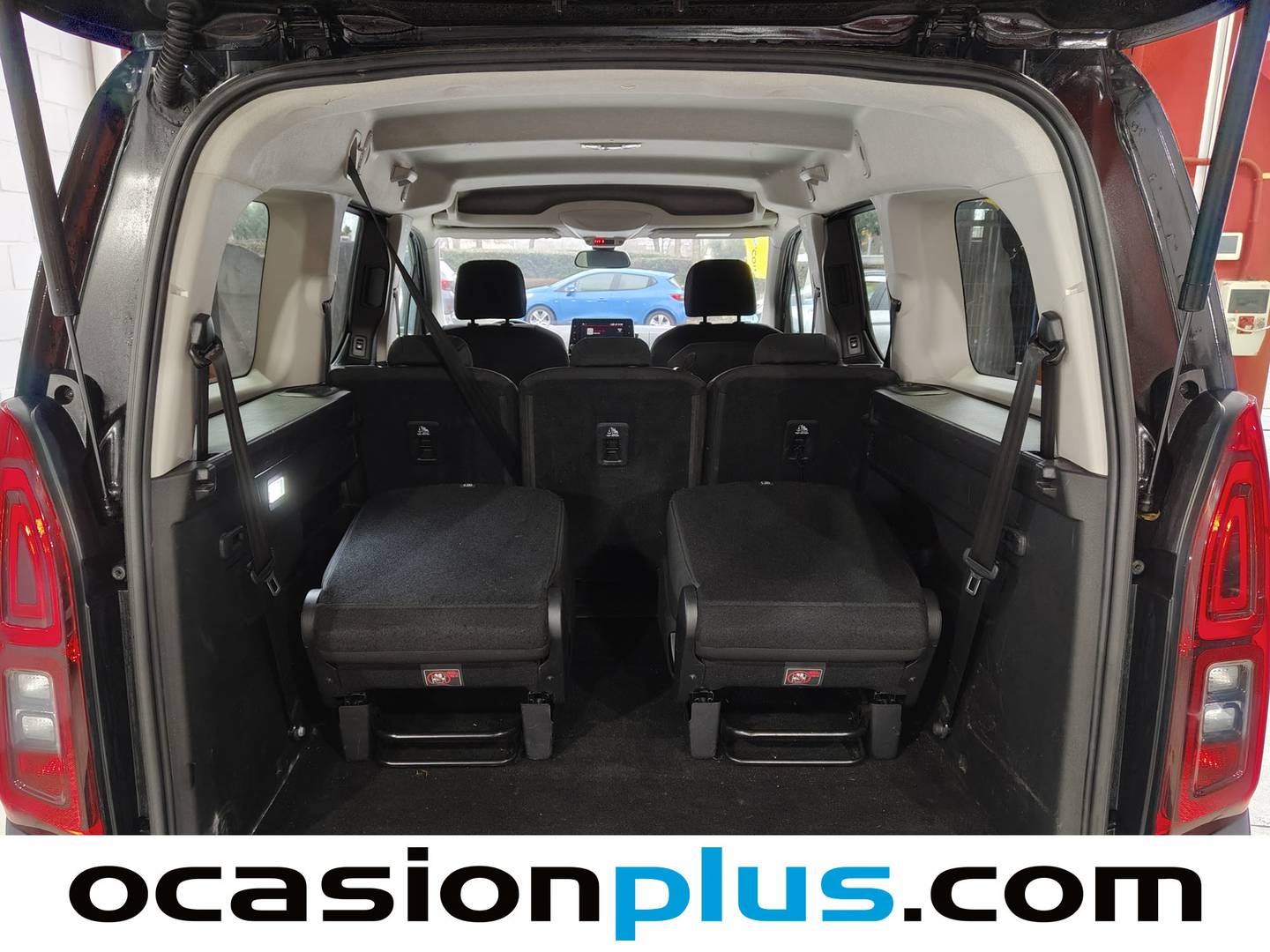 Foto Citroën Berlingo Citroen Berlingo BlueHDi 130 S&S Talla XL Shine (130 CV) 7 Plazas