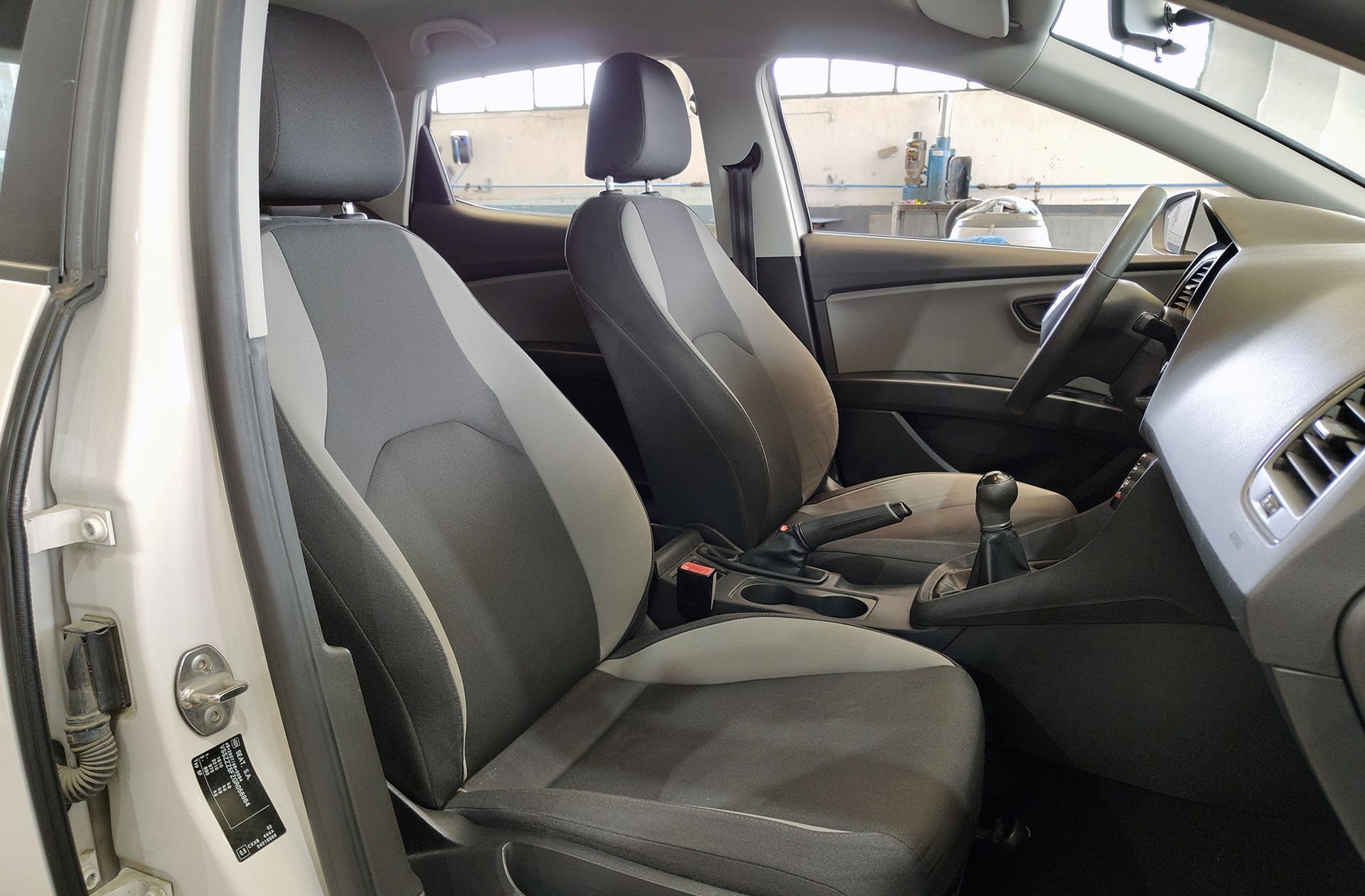 SEAT León 1.6 TDI Reference - foto 13