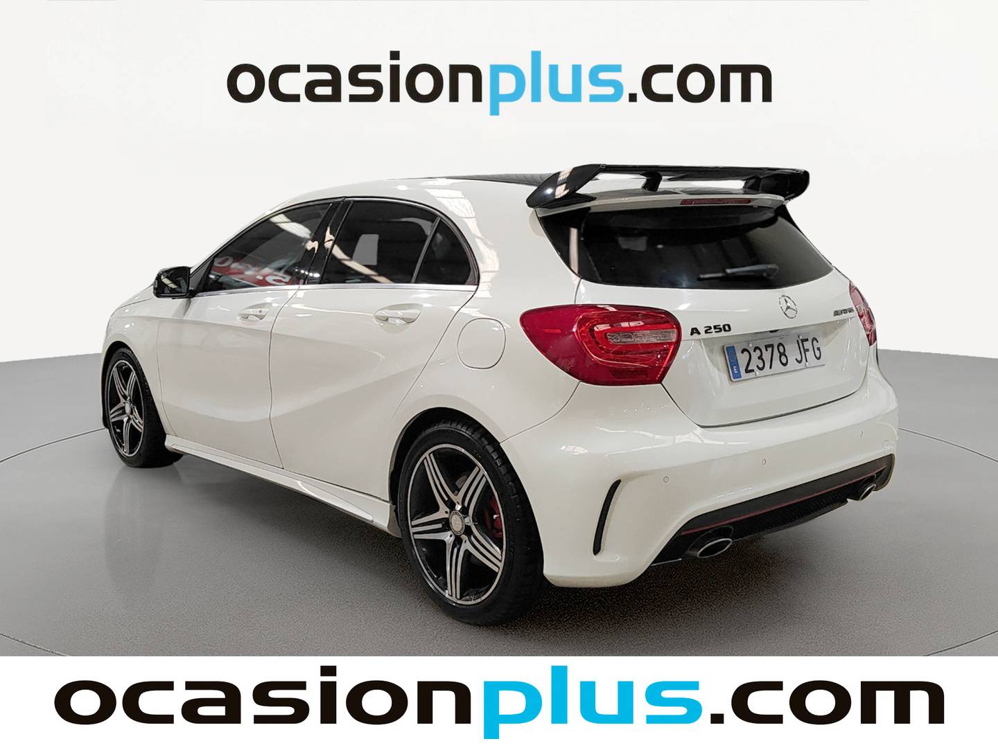 Foto trasera Mercedes Clase A Mercedes Clase A 250 AMG Line 4Matic (211 CV) izquierda