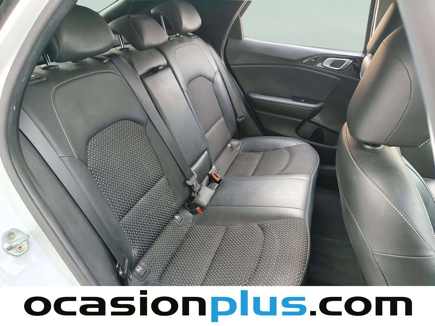 KIA XCeed KIA XCeed 1.6 MHEV Emotion DCT (136 CV) híbrido