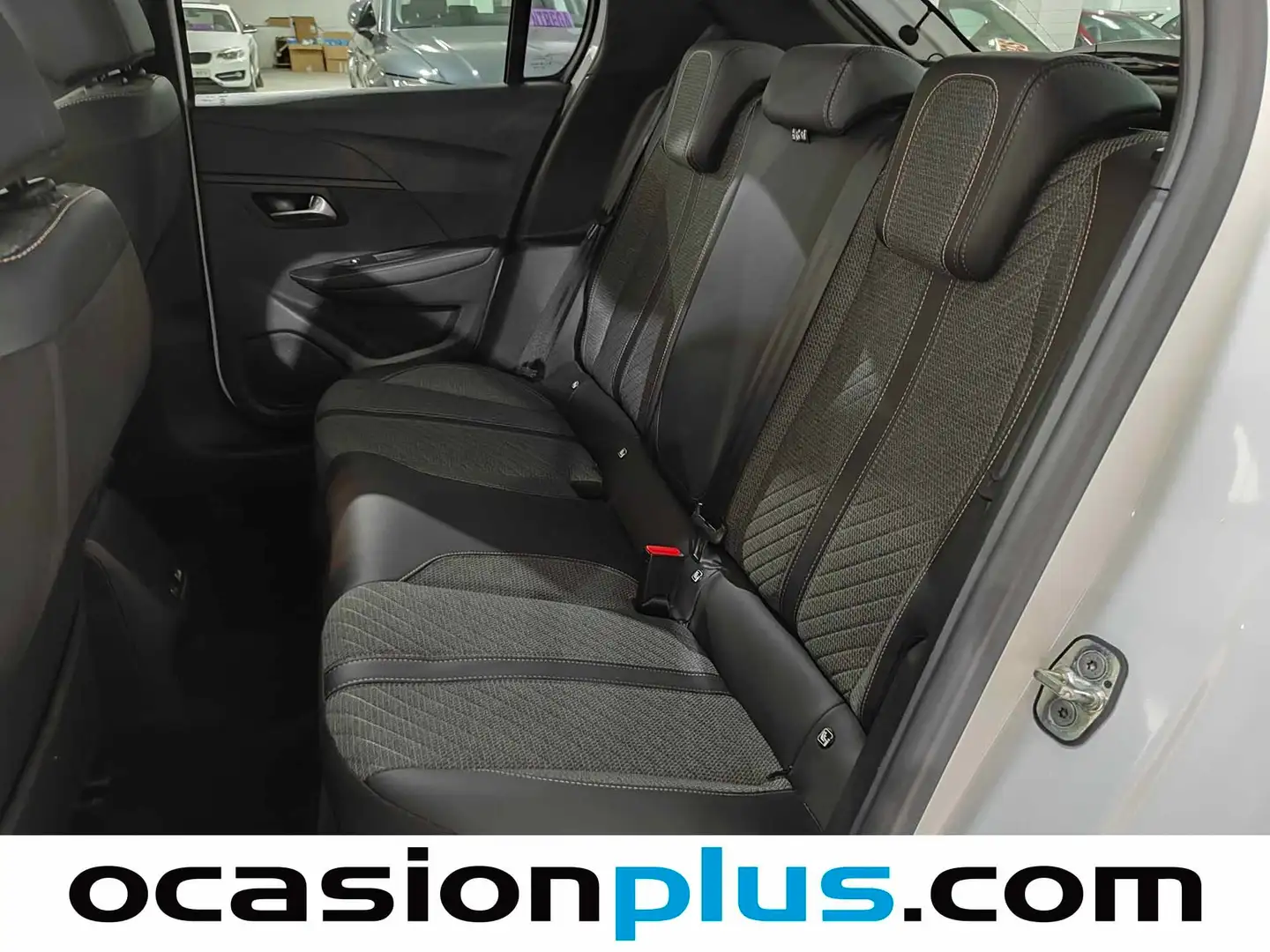 Foto Peugeot 208 Peugeot 208 PureTech 100 Allure 100 CV)