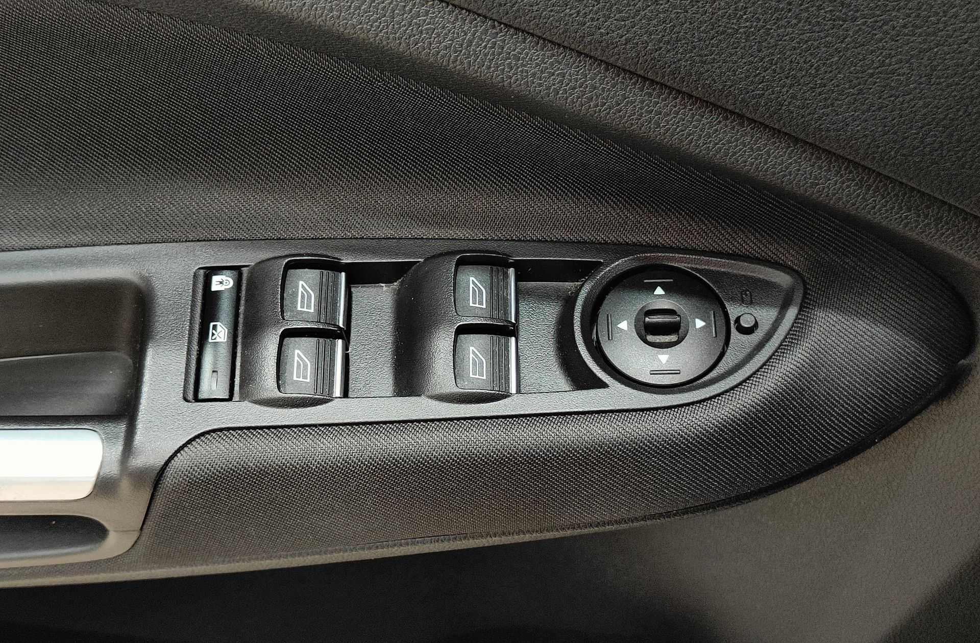 Ford Grand C-Max 1.0 EcoBoost Trend+ - foto 17