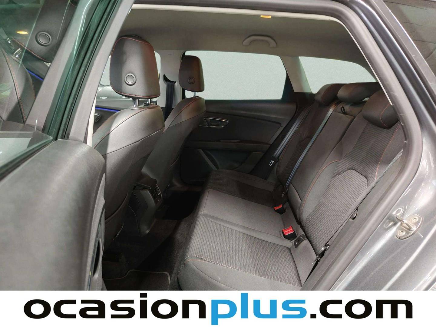 Foto asientos traseros Seat León Seat León ST 1.4 TSI ACT S&S FR DSG7 (150 CV)