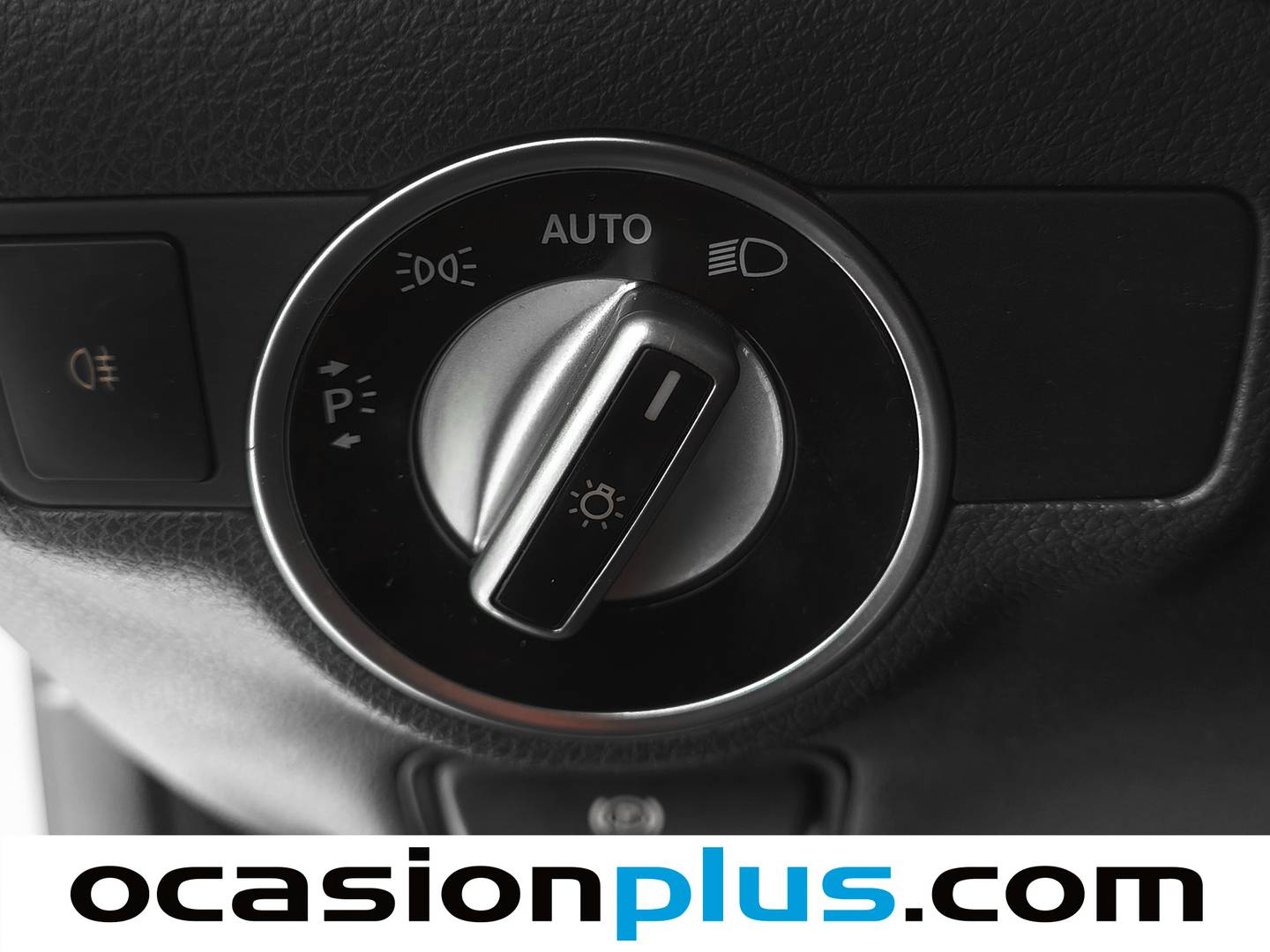 Foto Mercedes GLA Mercedes-Benz GLA GLA 180 (122 CV) Pack AMG