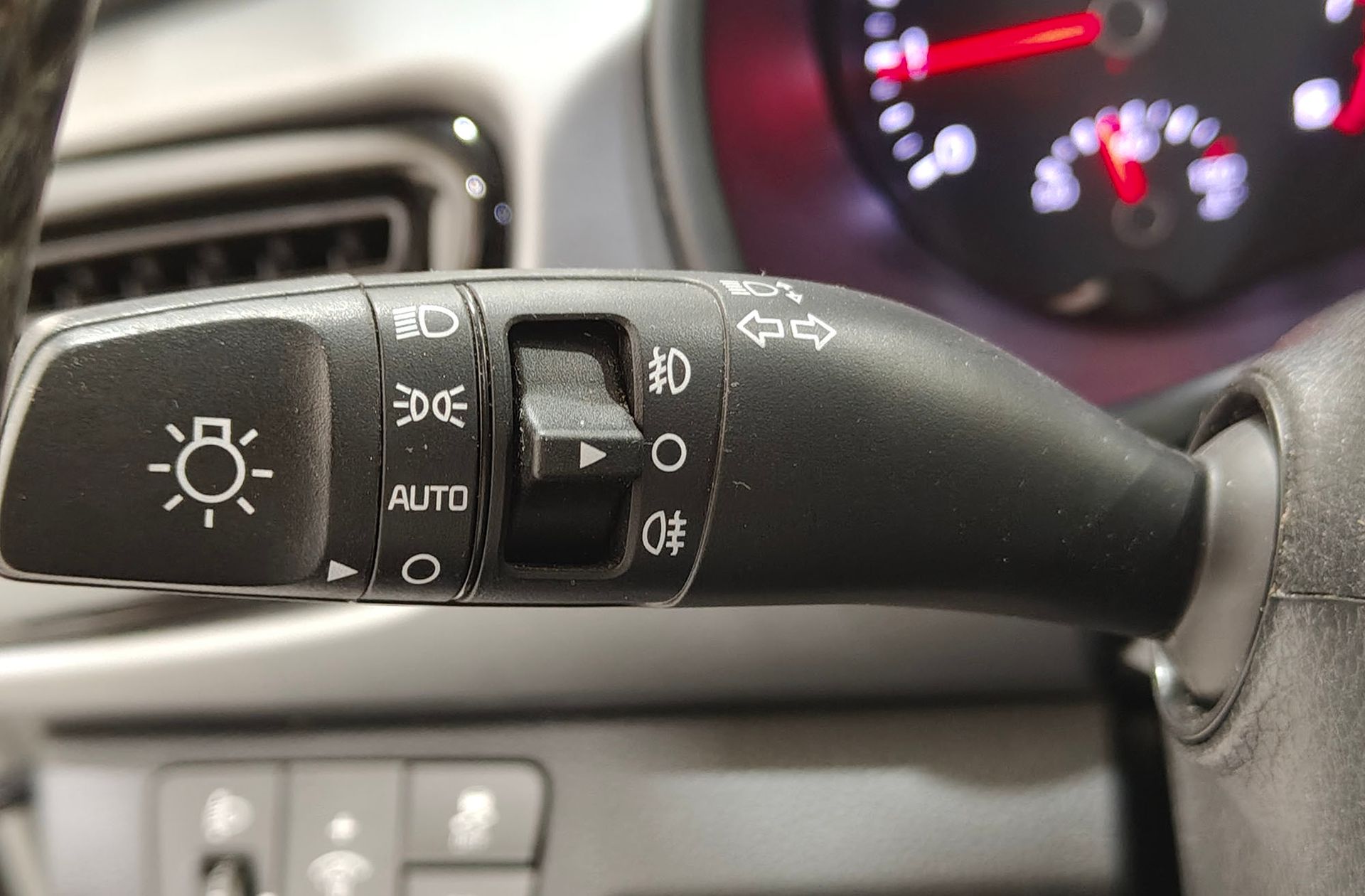 Kia Rio 1.0 T-GDi Drive - foto 23
