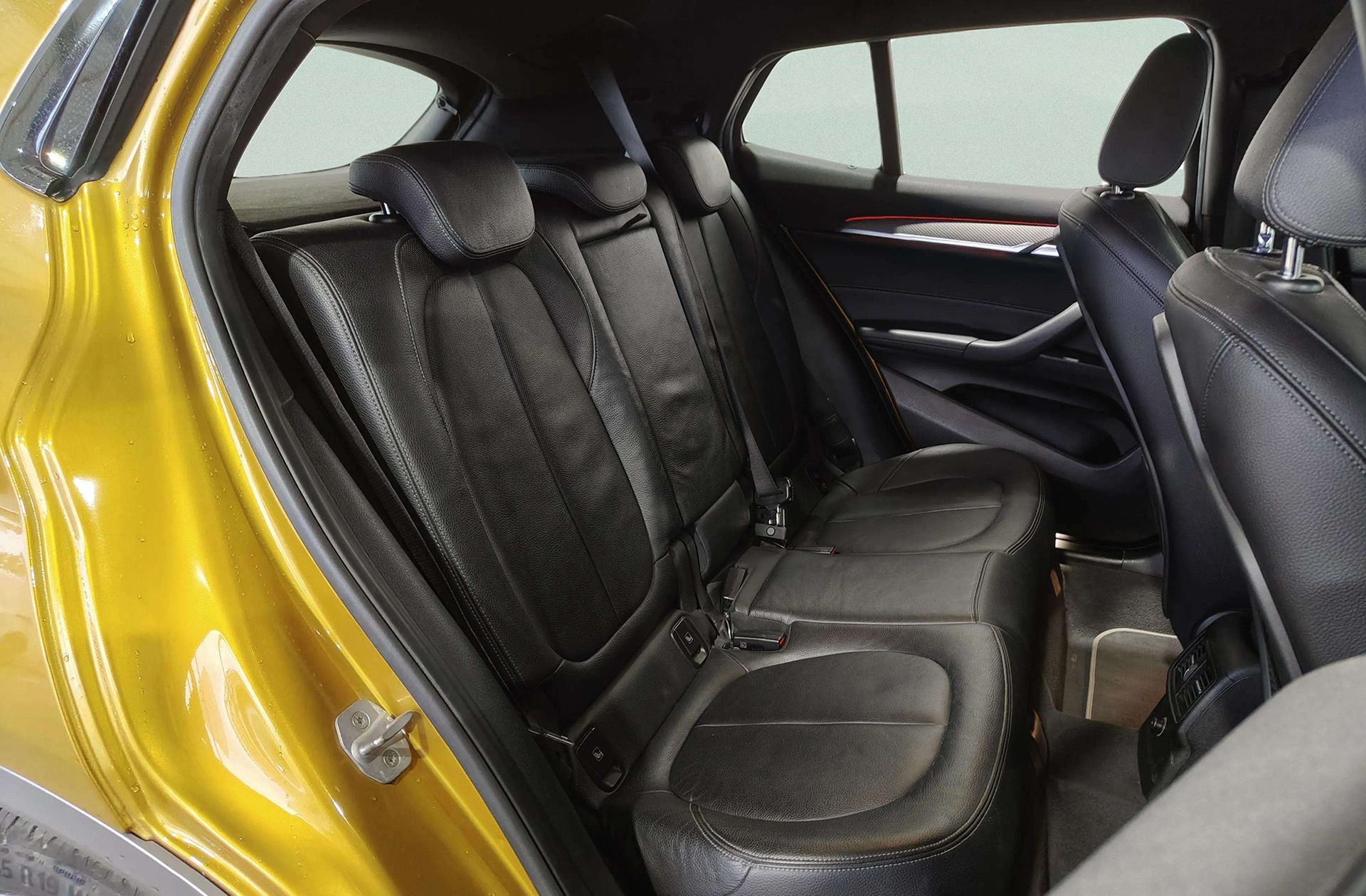 BMW X2 sDrive18d Pack M - foto 20