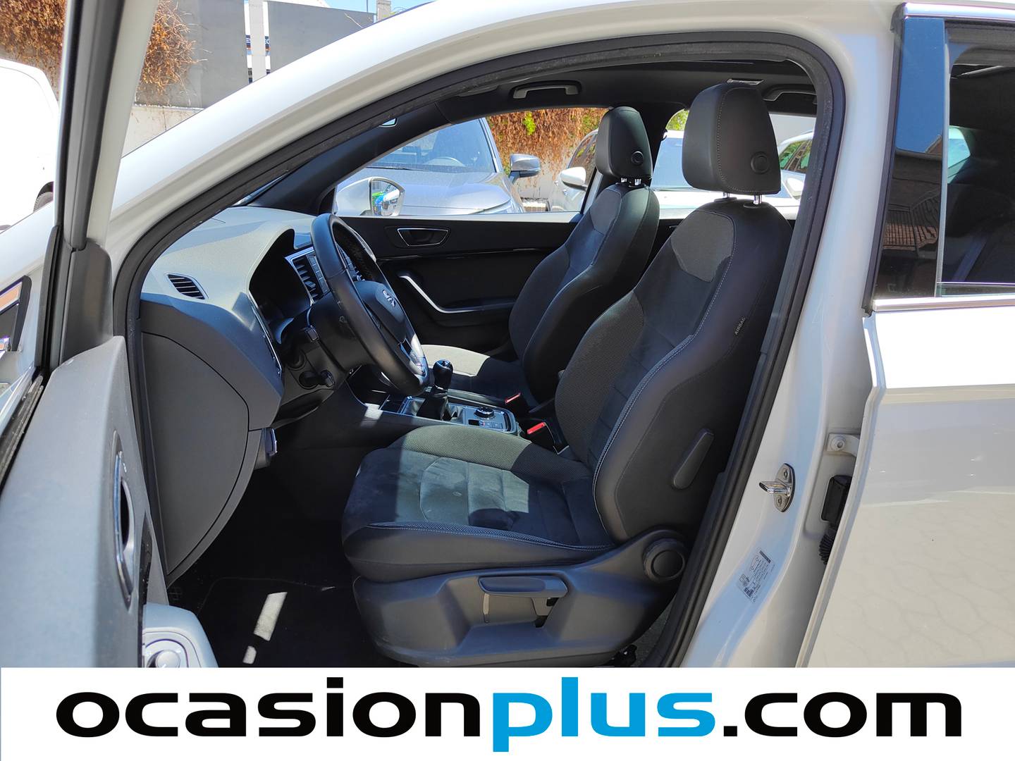 Foto asientos delanteros Seat Ateca Seat Ateca 1.4 EcoTSI S&S Xcellence Plus (150 CV)