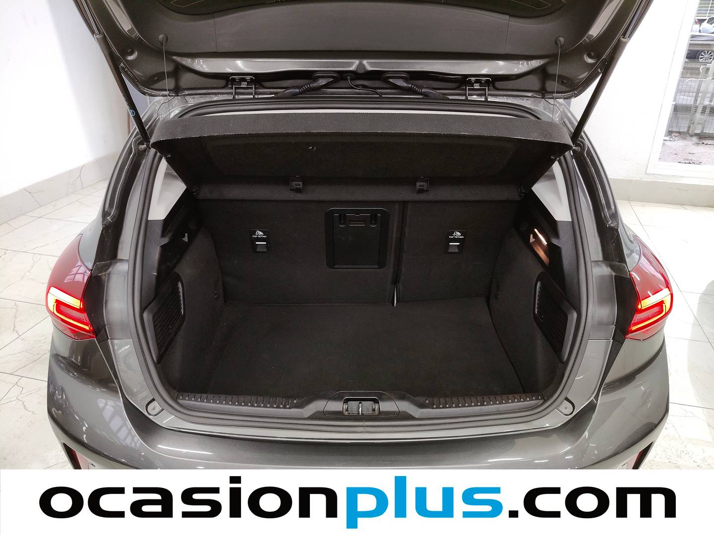 Fotos maletero Ford Focus Ford Focus 1.0 Ecoboost MHEV Active (155 CV)