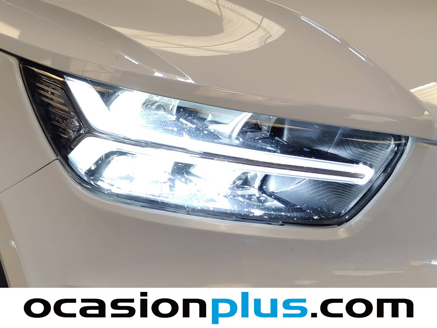 Extras del Volvo XC40 Volvo XC40 T2 Momentum Core (129 CV)