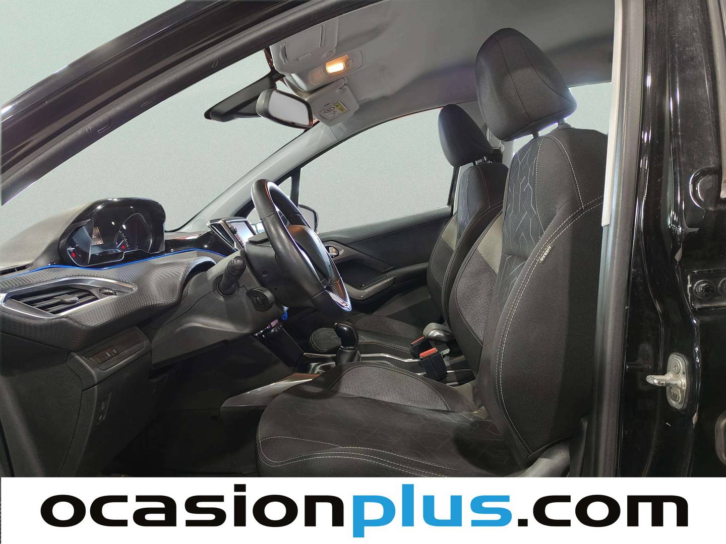 Foto asientos delanteros Peugeot 2008 Peugeot 2008 PureTech 110 S&S Active (110 CV)