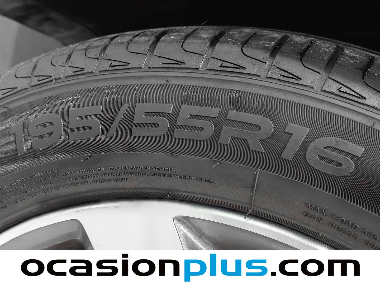 Foto KIA Stonic Kia Stonic 1.0 T-GDi MHEV Drive iMT (120 CV)